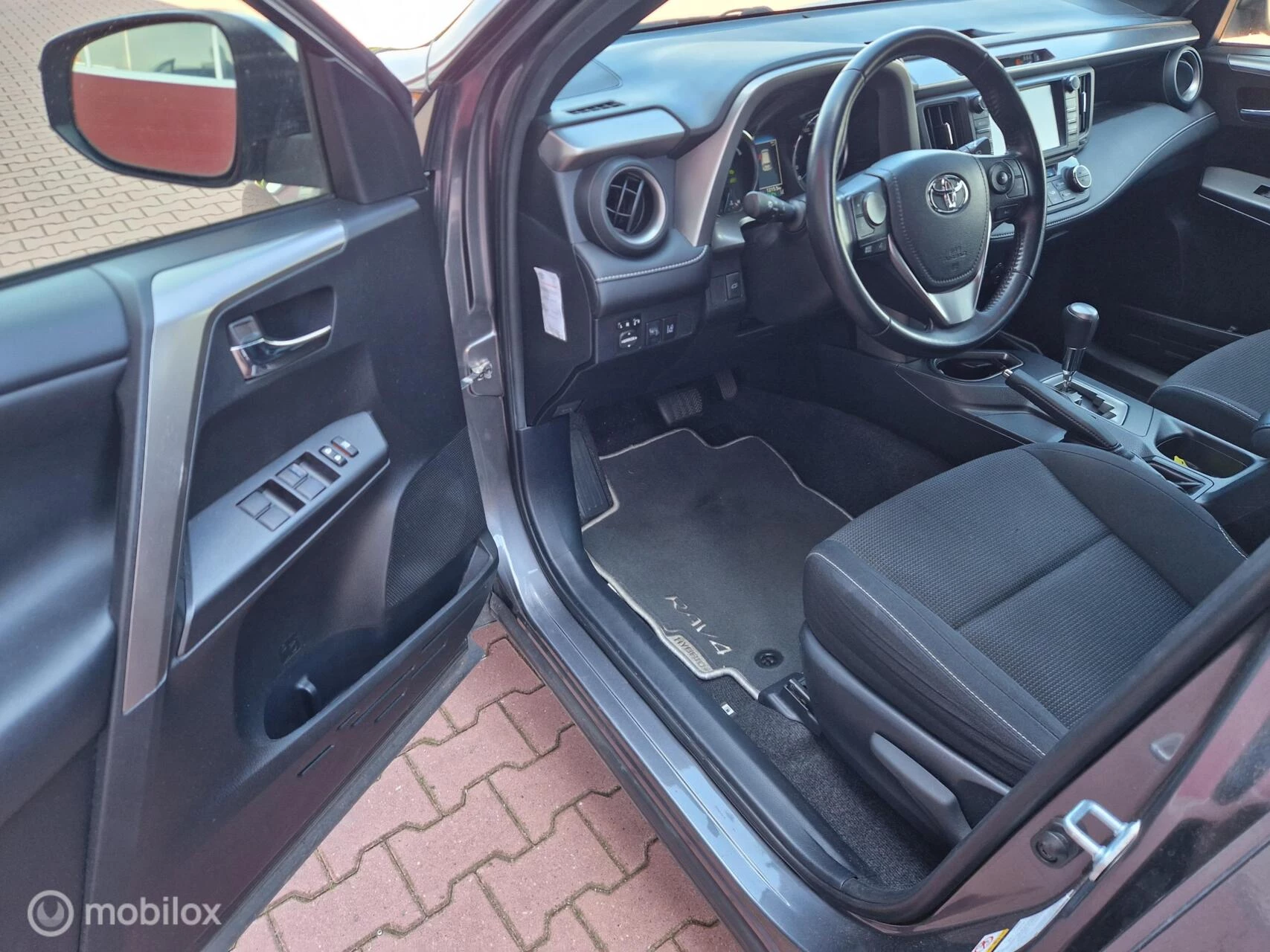 Hoofdafbeelding Toyota RAV4