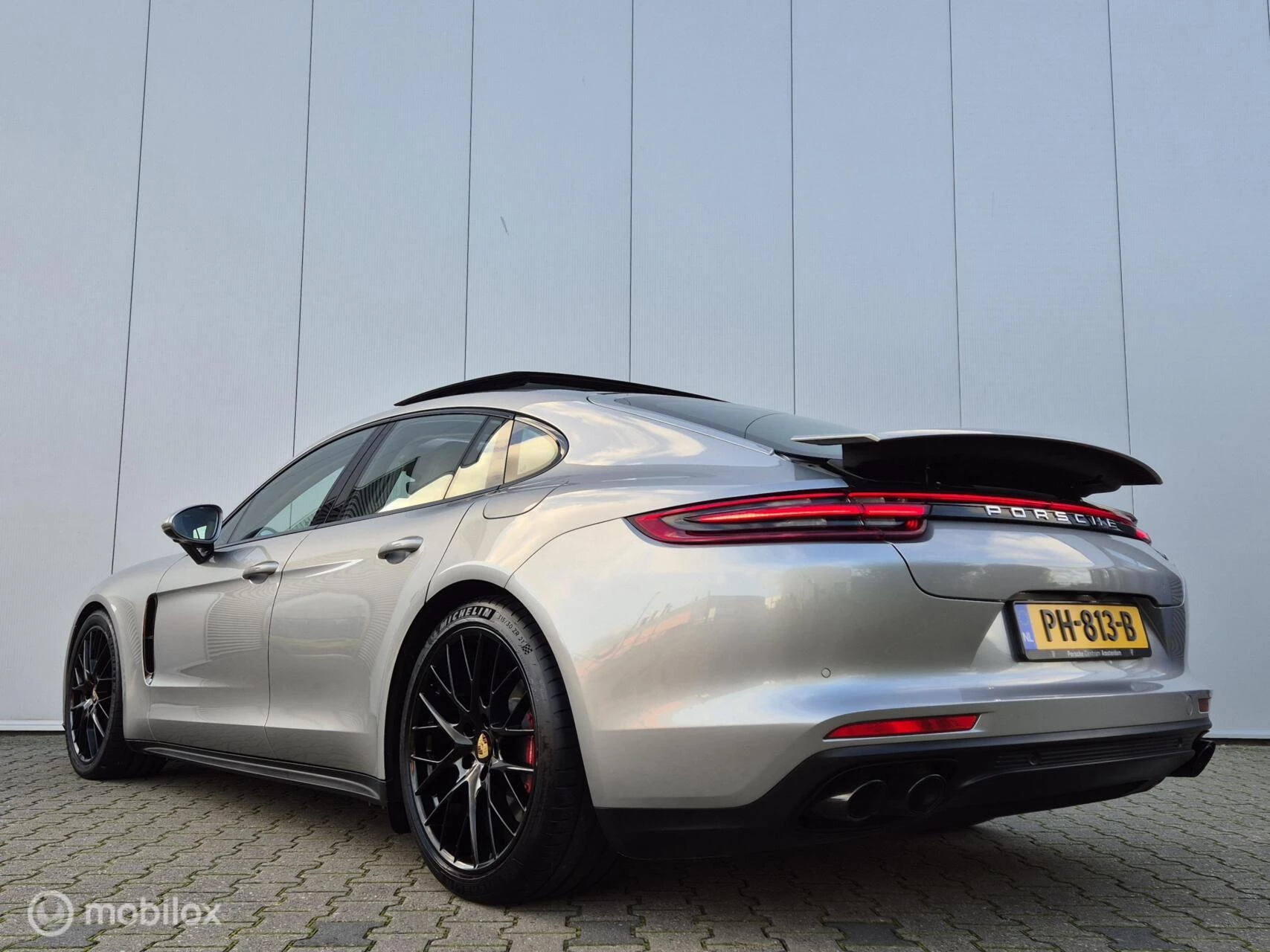 Hoofdafbeelding Porsche Panamera
