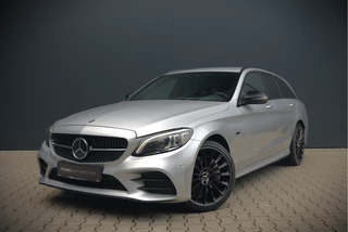 Mercedes-Benz C-Klasse Estate 300 e Business Solution AMG | Burmester | Carbon | Memory Seats | Keyless | Ambiance Verlichting | 360 Camera | Stoelverwarming | Massage | Adaptive Cruise Control | LED | Head-Up Display | Apple Carplay | Trekhaak | HU