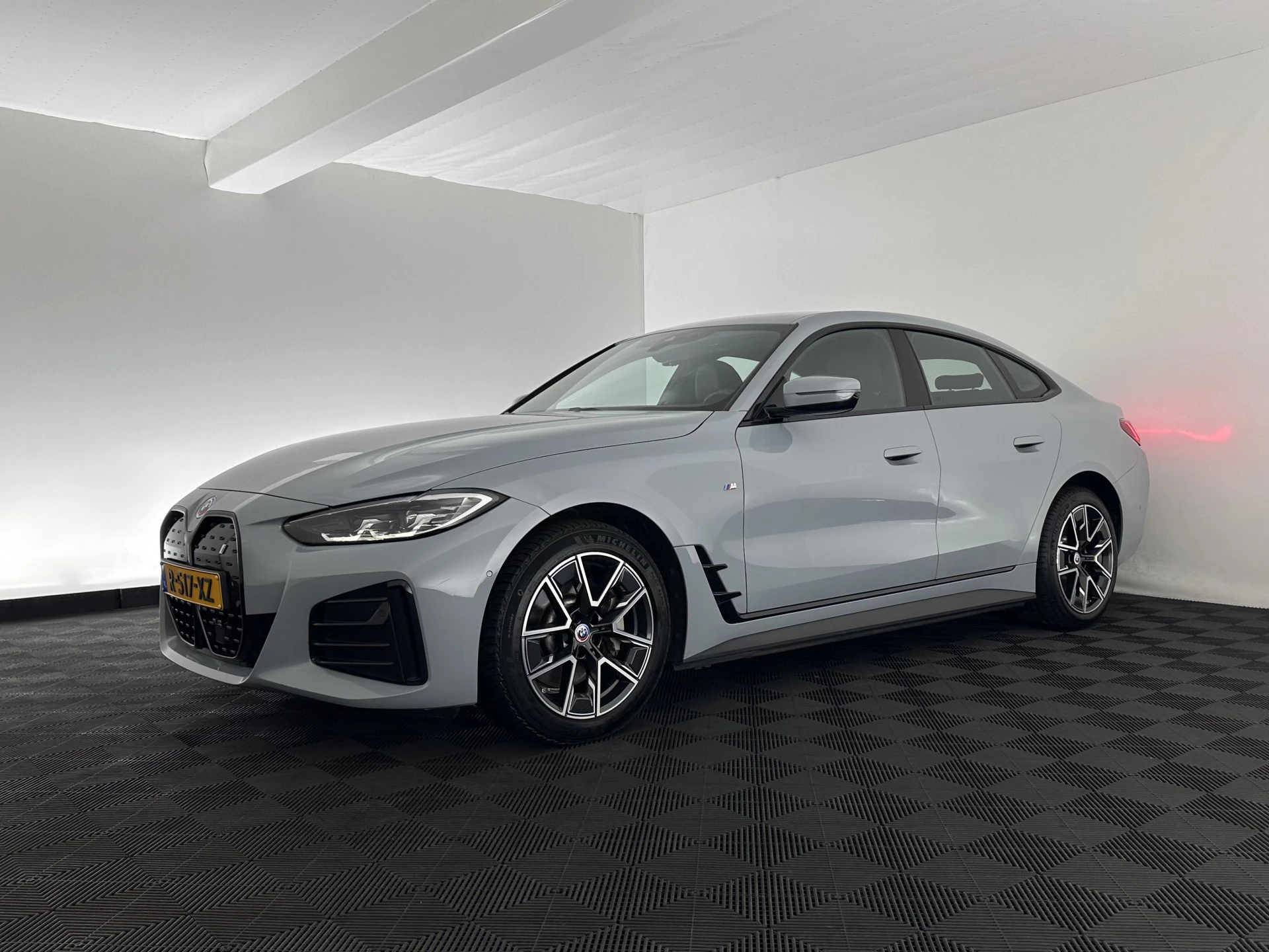 Hoofdafbeelding BMW i4