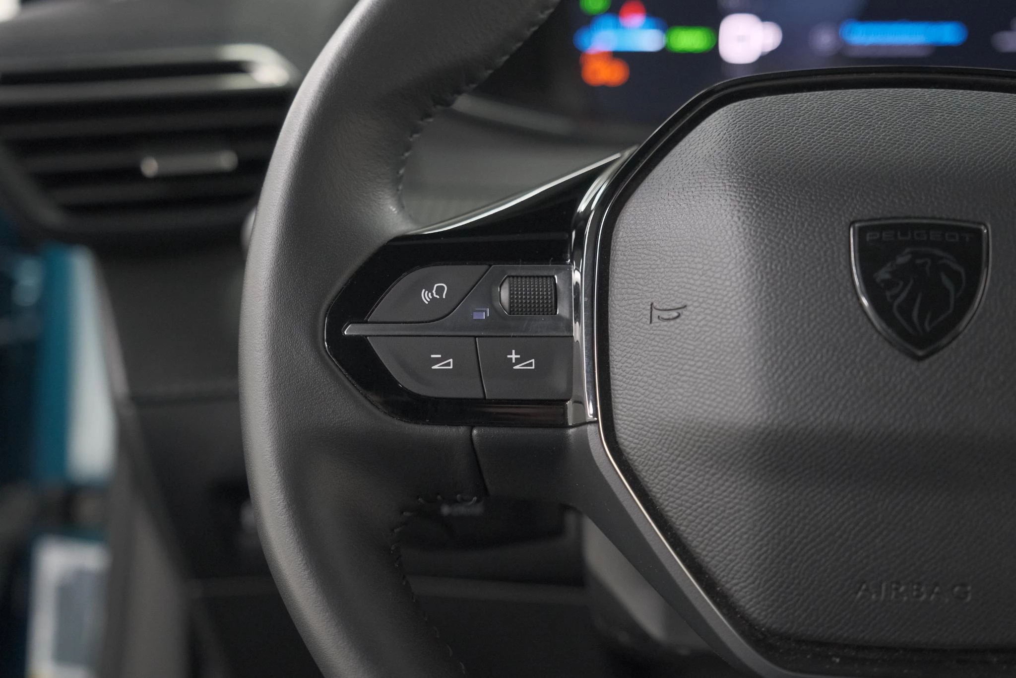 Hoofdafbeelding Peugeot e-2008