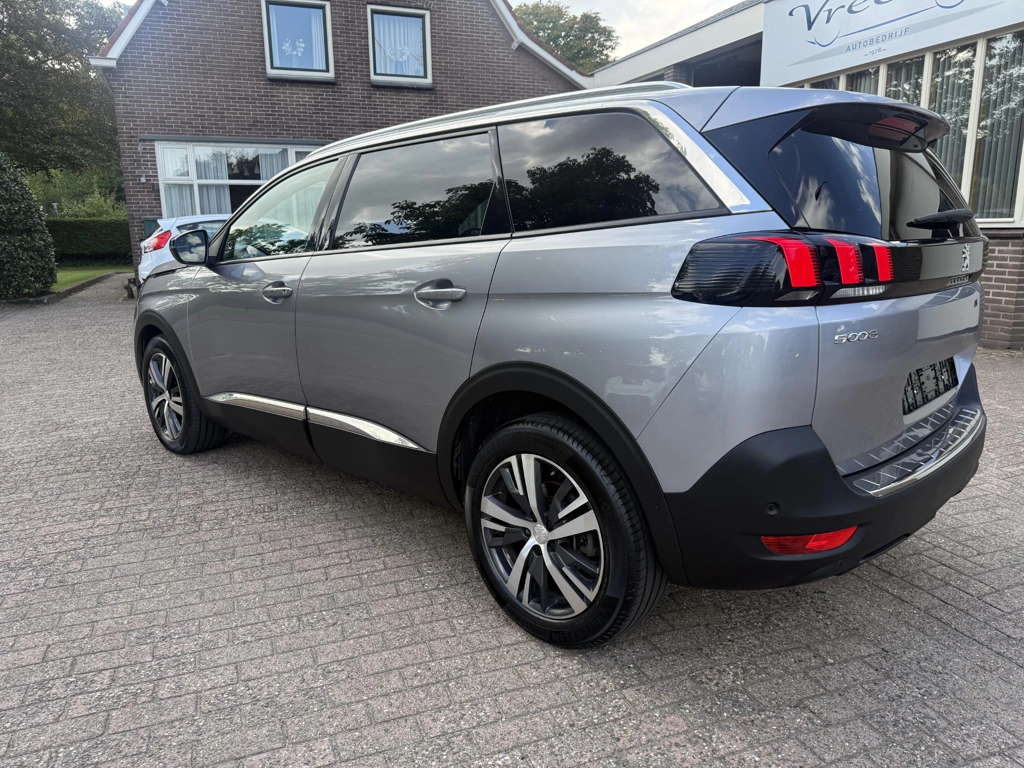 Hoofdafbeelding Peugeot 5008
