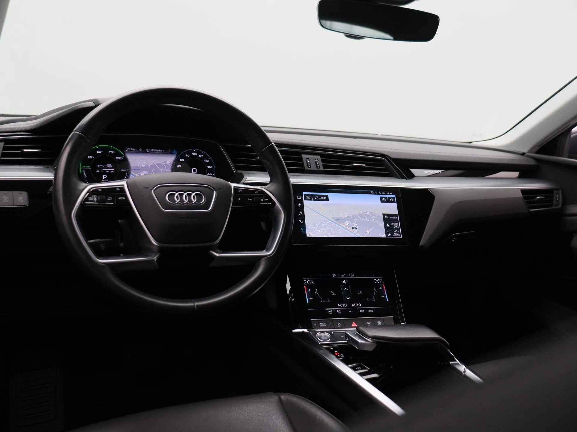 Hoofdafbeelding Audi e-tron