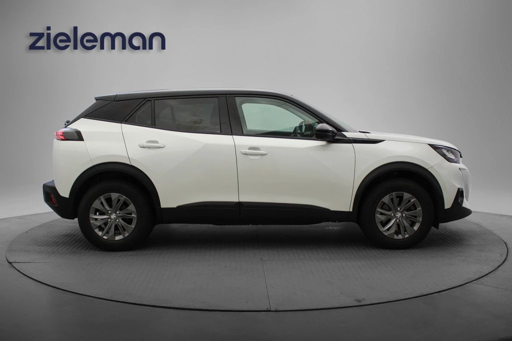 Hoofdafbeelding Peugeot e-2008