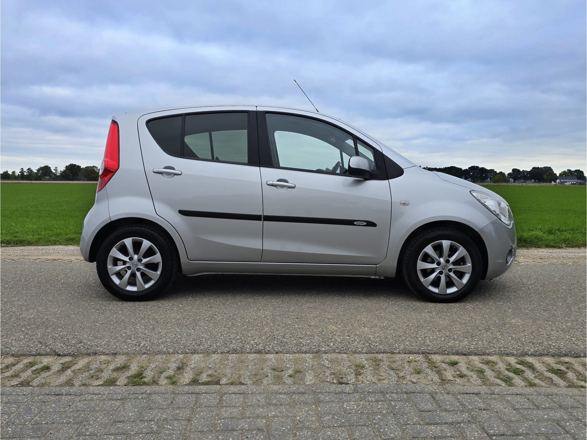 Hoofdafbeelding Opel Agila