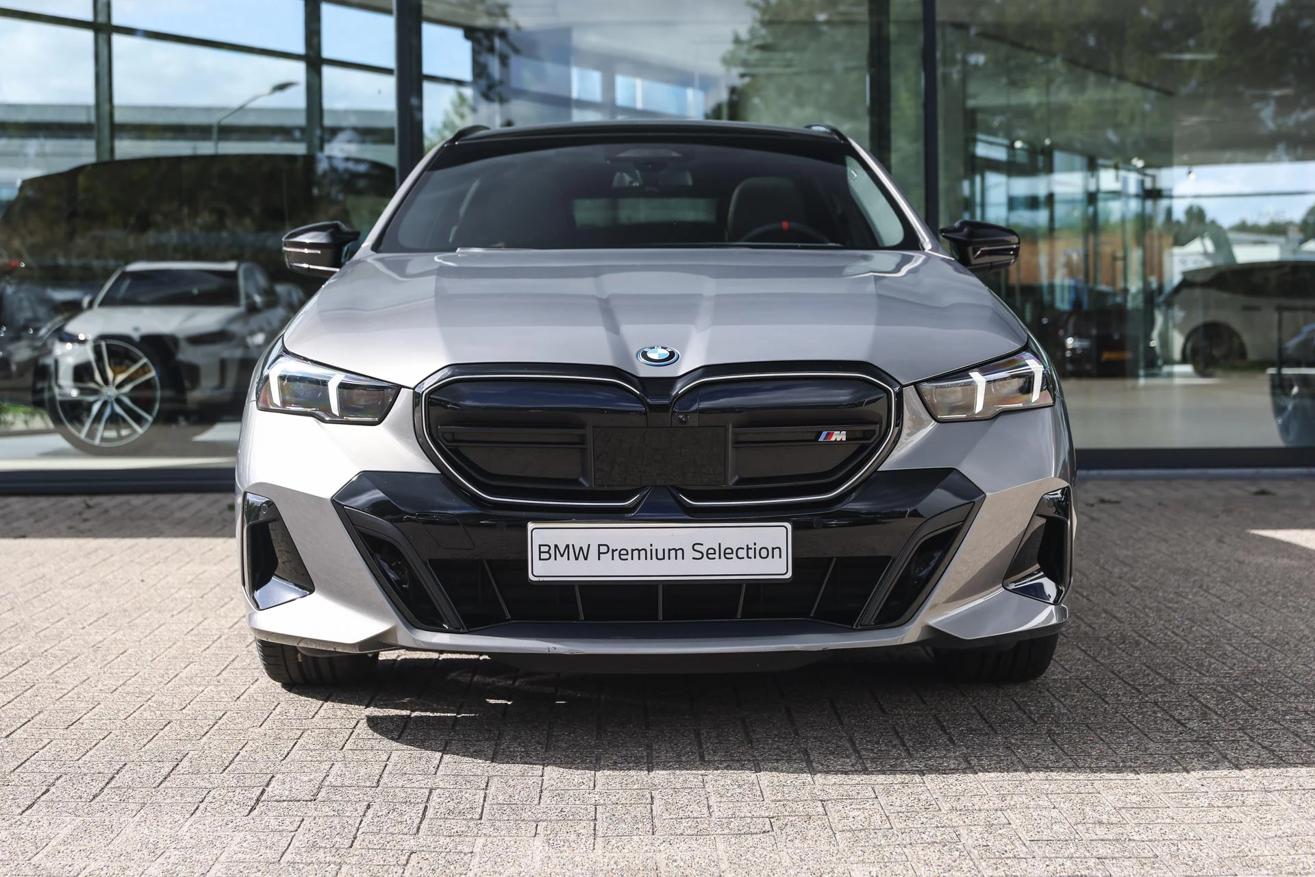 Hoofdafbeelding BMW i5