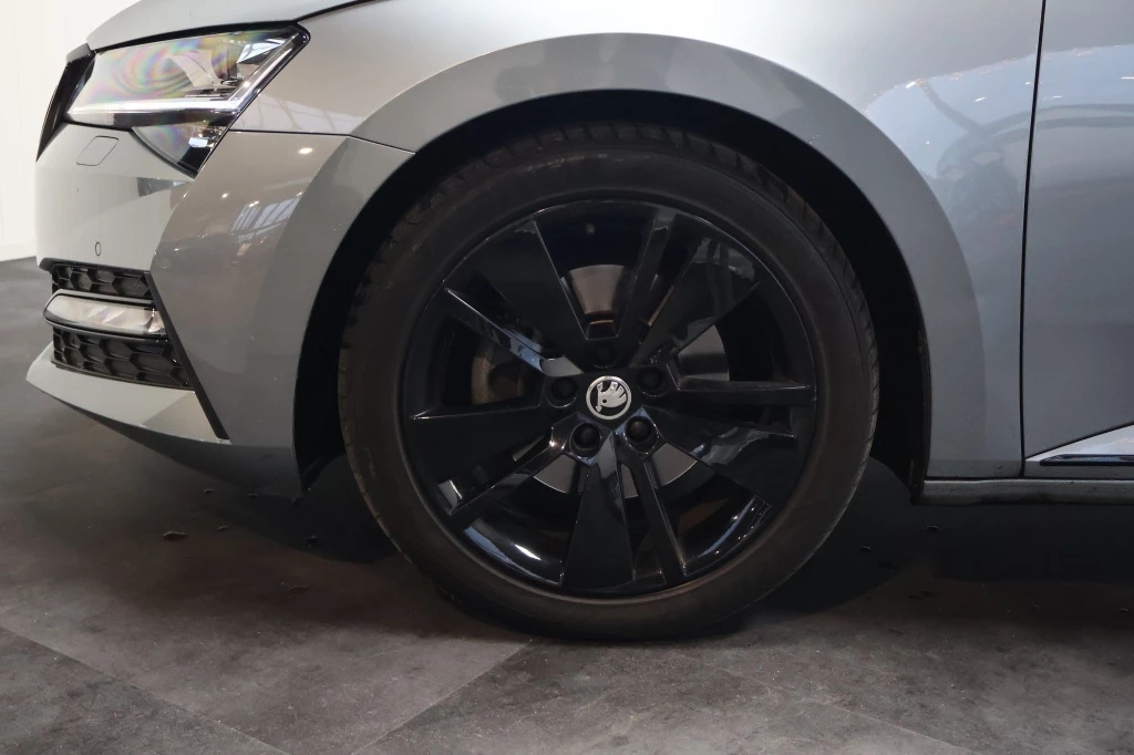 Hoofdafbeelding Škoda Superb