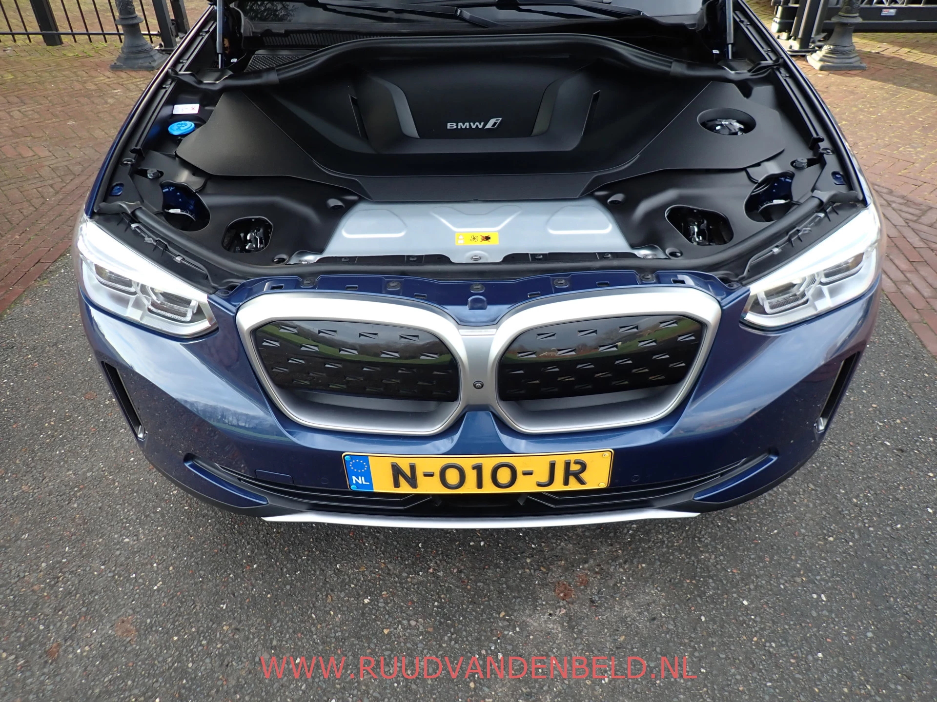 Hoofdafbeelding BMW iX3