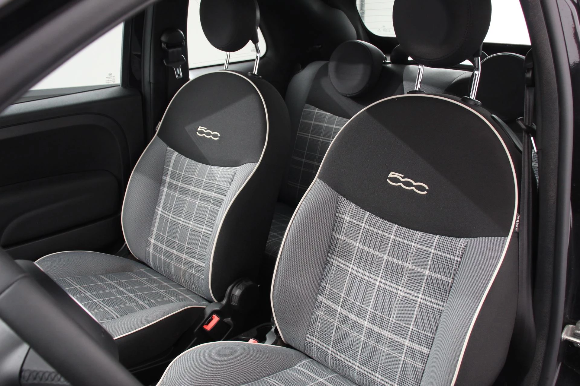 Hoofdafbeelding Fiat 500C