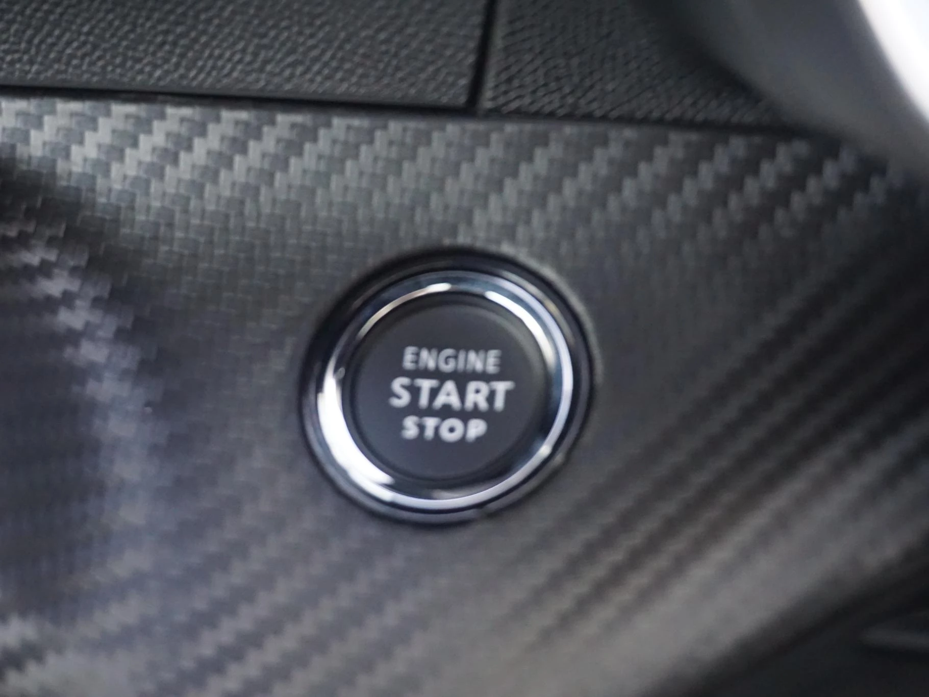 Hoofdafbeelding Peugeot e-2008