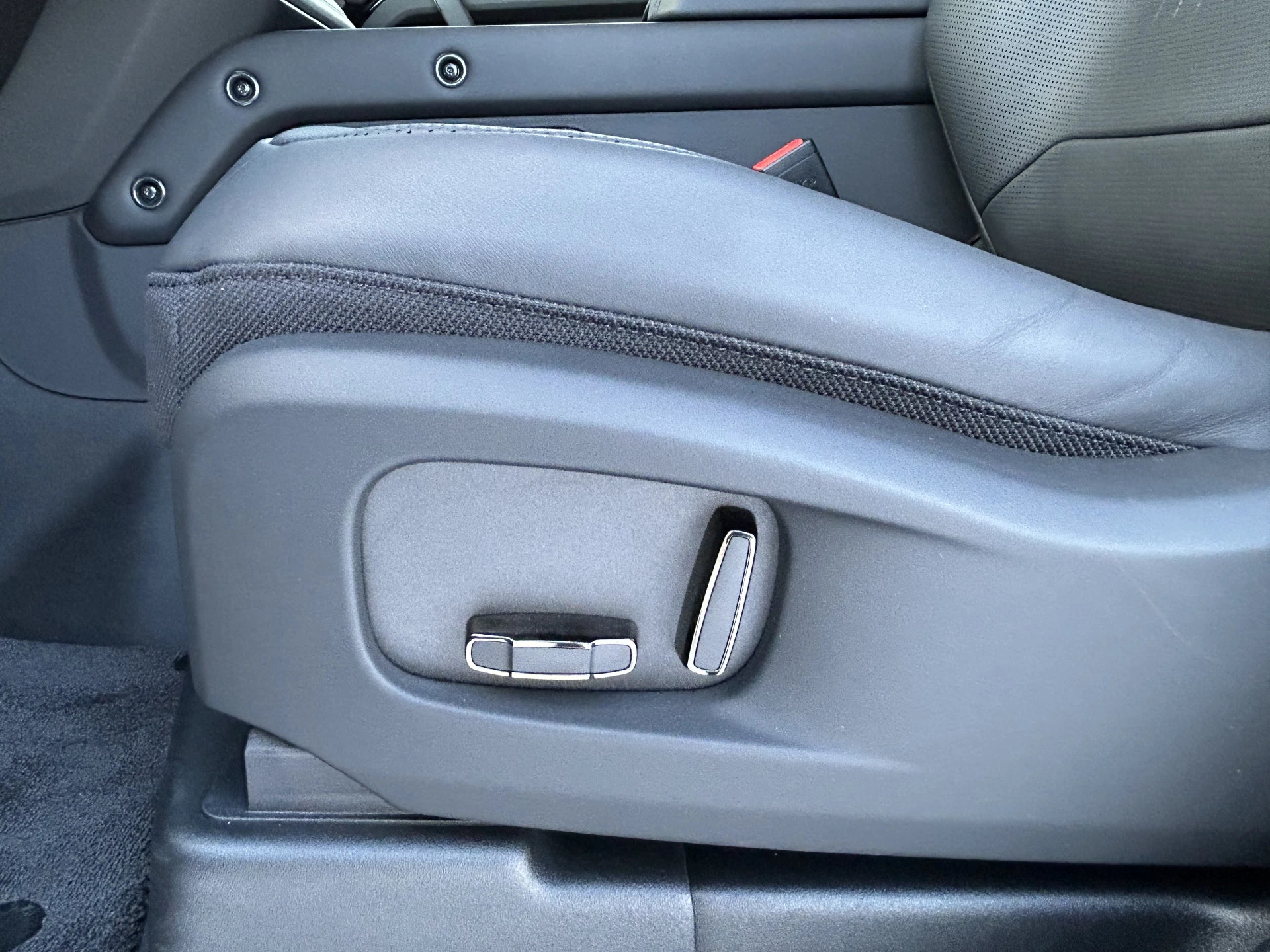 Hoofdafbeelding Land Rover Defender