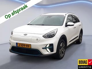 Kia e-Niro DynamicLine 64 kWh. (204 PK) (Subsidie Mogelijk) 1e-Eig, Keurig-Onderh, 12-Mnd-BOVAG, NL-Auto, Leer, navigatie/Apple-Carplay/Android-Auto, Adaptive-Cruisecontrol, Keyless-Entry/Start, Parkeersensoren, Achteruitrijcamera, Stoel/Stuur-Verwarming, Licht-Zicht-Pakket, Lm-Velgen-17Inch, Privacy-Glas