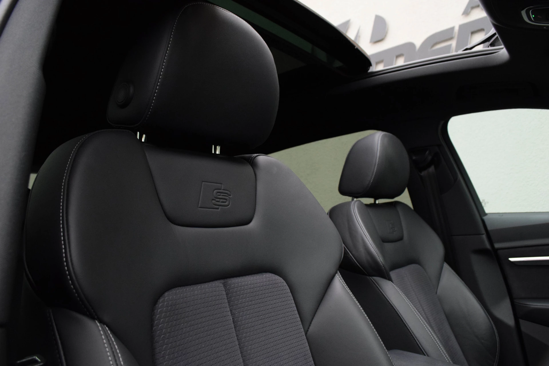 Hoofdafbeelding Audi Q8 e-tron