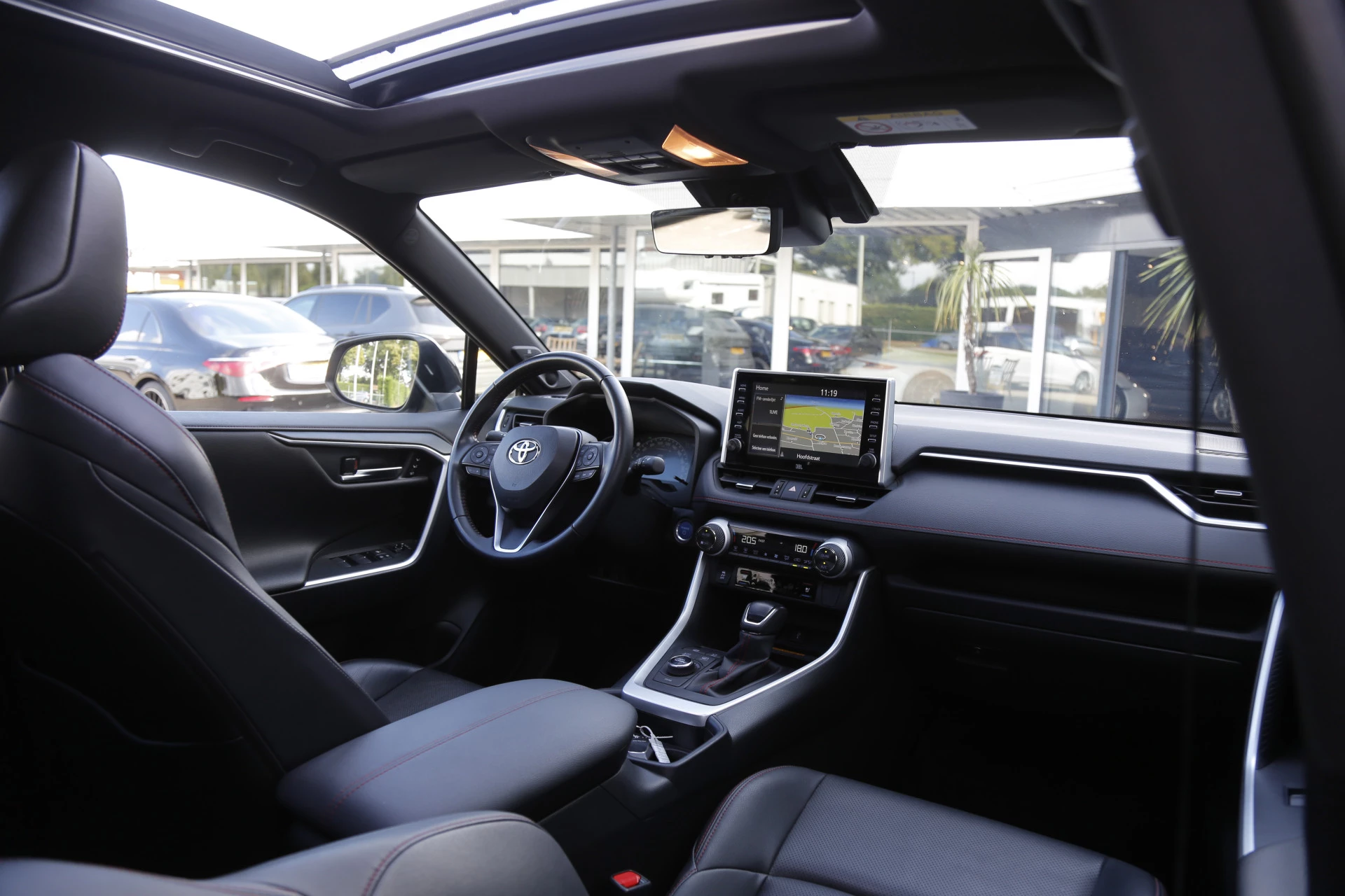 Hoofdafbeelding Toyota RAV4