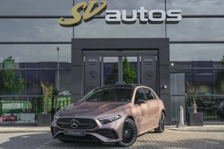 Mercedes-Benz A-klasse A250e 218pk AMG Hybrid Panoramadak NP. €60k *BTW* Head-up Night pakket Multibeam led Memory 1e Eig. NLauto 19" LMV