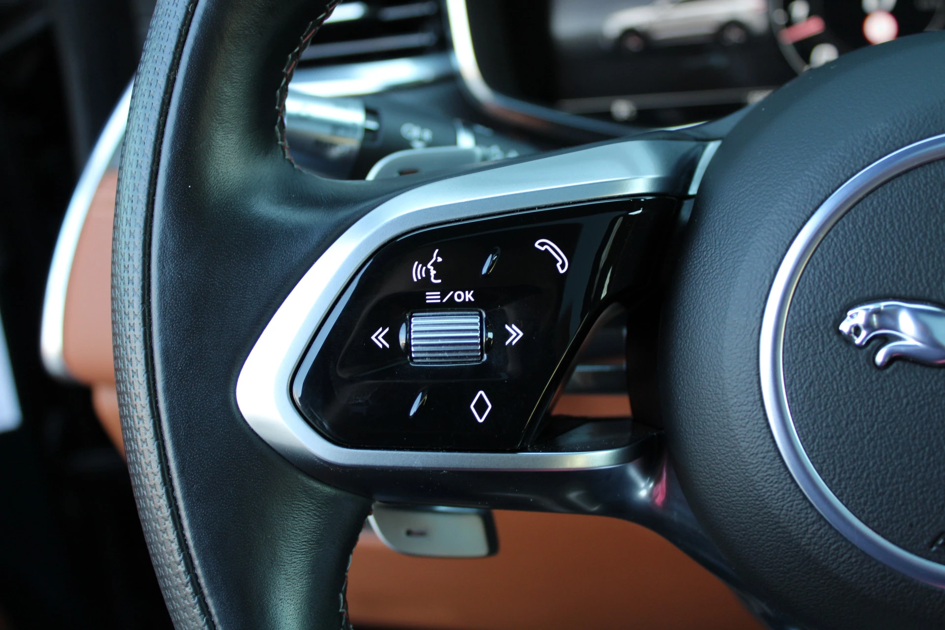 Hoofdafbeelding Jaguar F-PACE