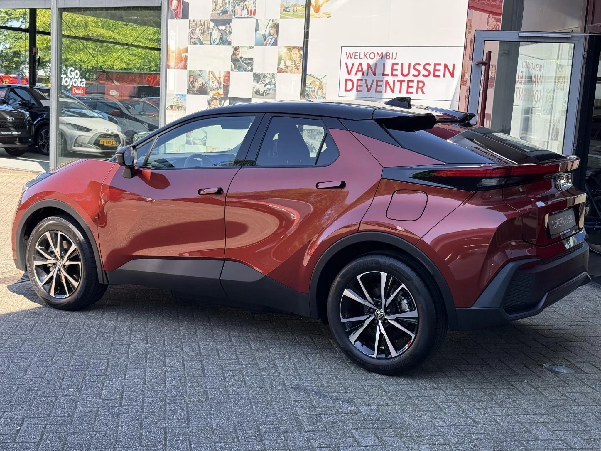 Hoofdafbeelding Toyota C-HR