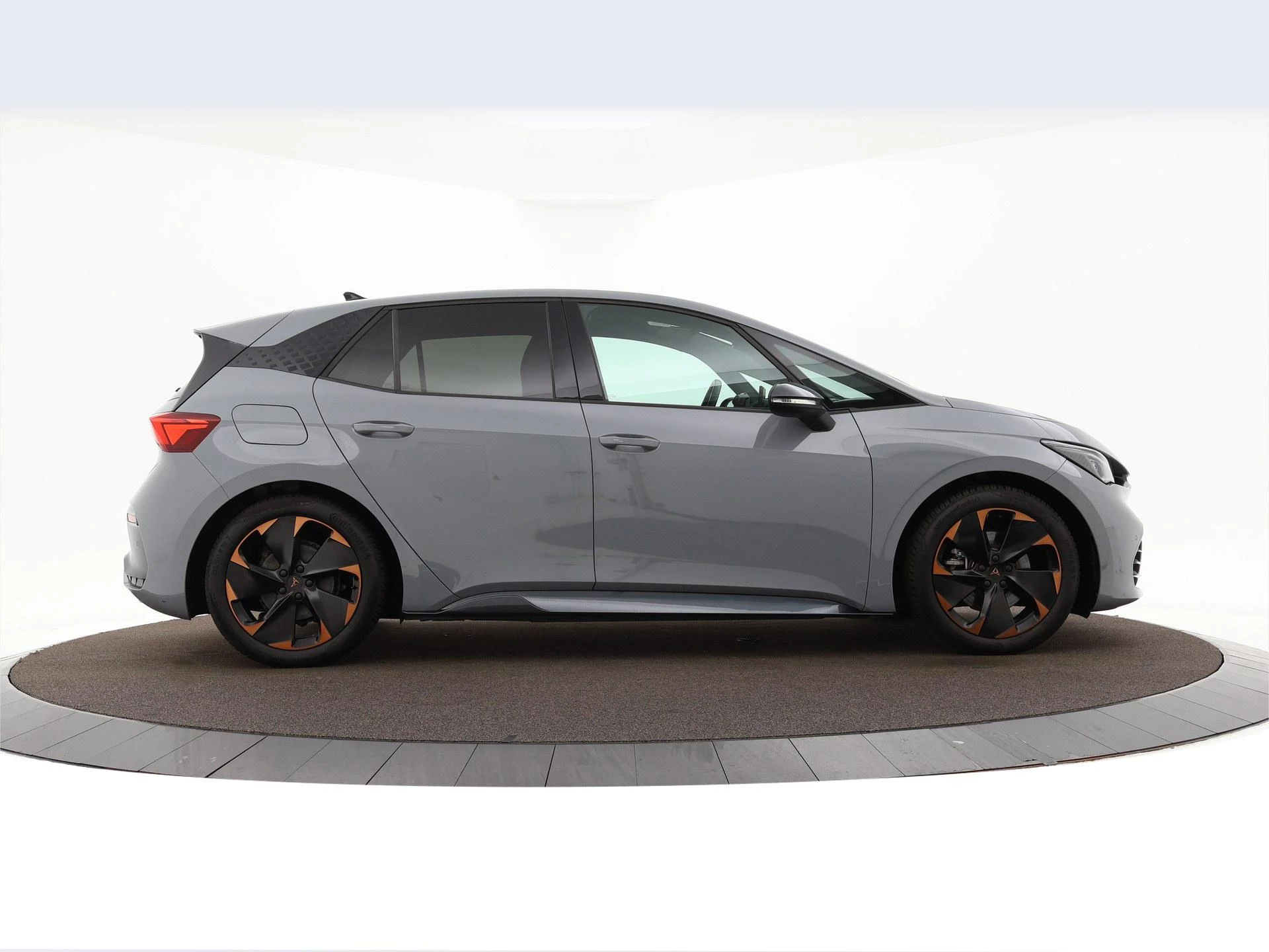 Hoofdafbeelding CUPRA Born