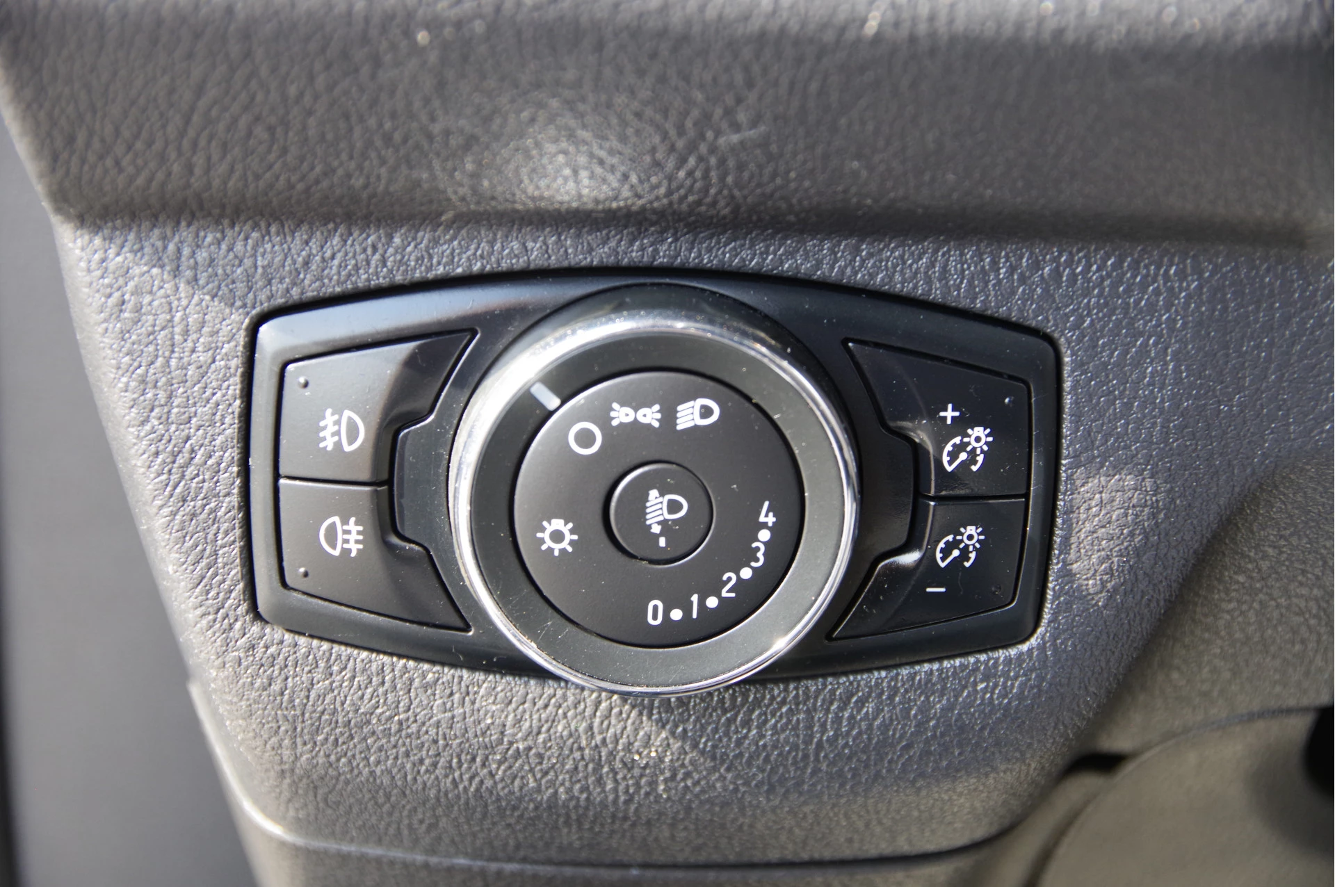 Hoofdafbeelding Ford Transit Courier