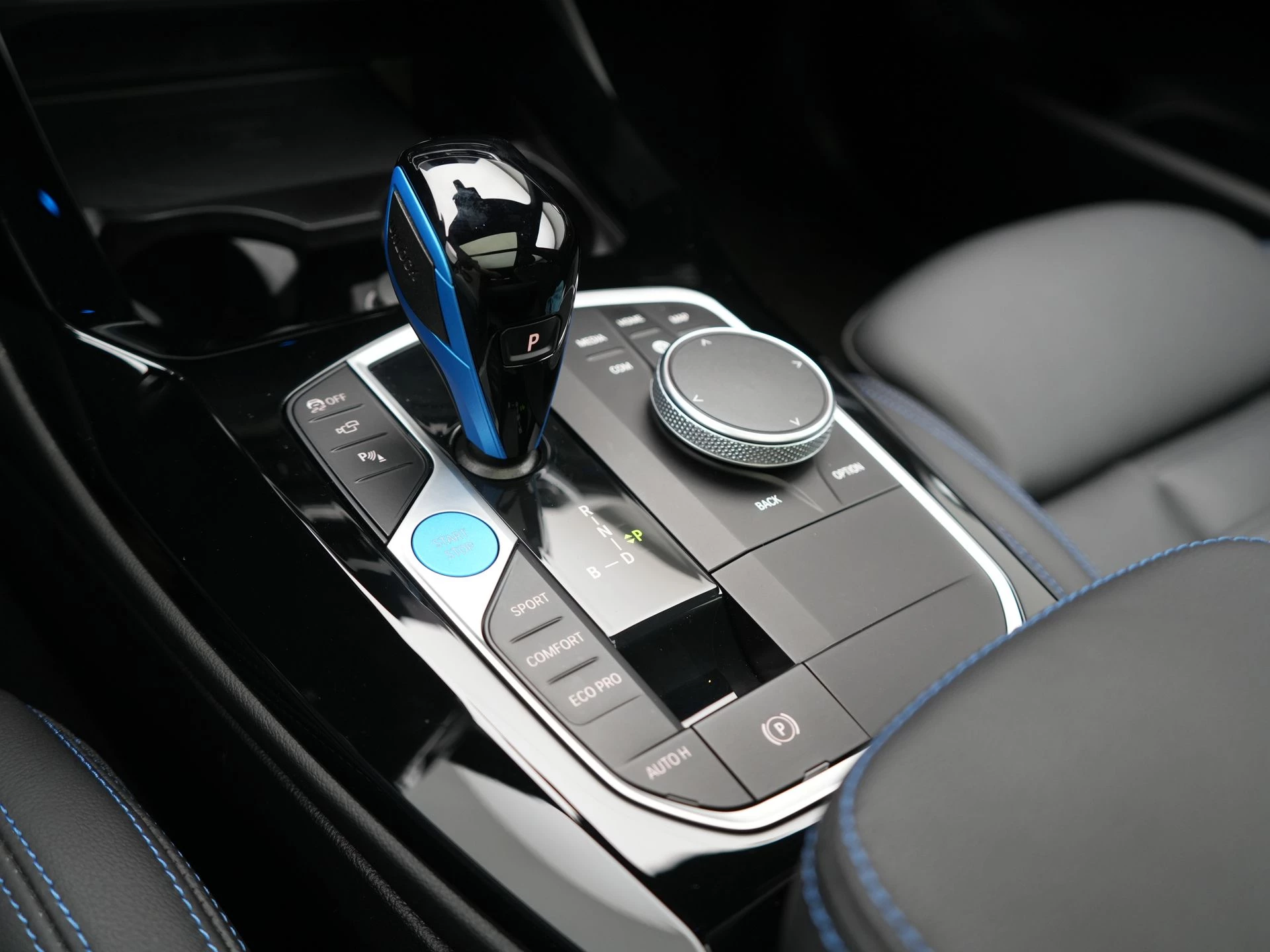 Hoofdafbeelding BMW iX3