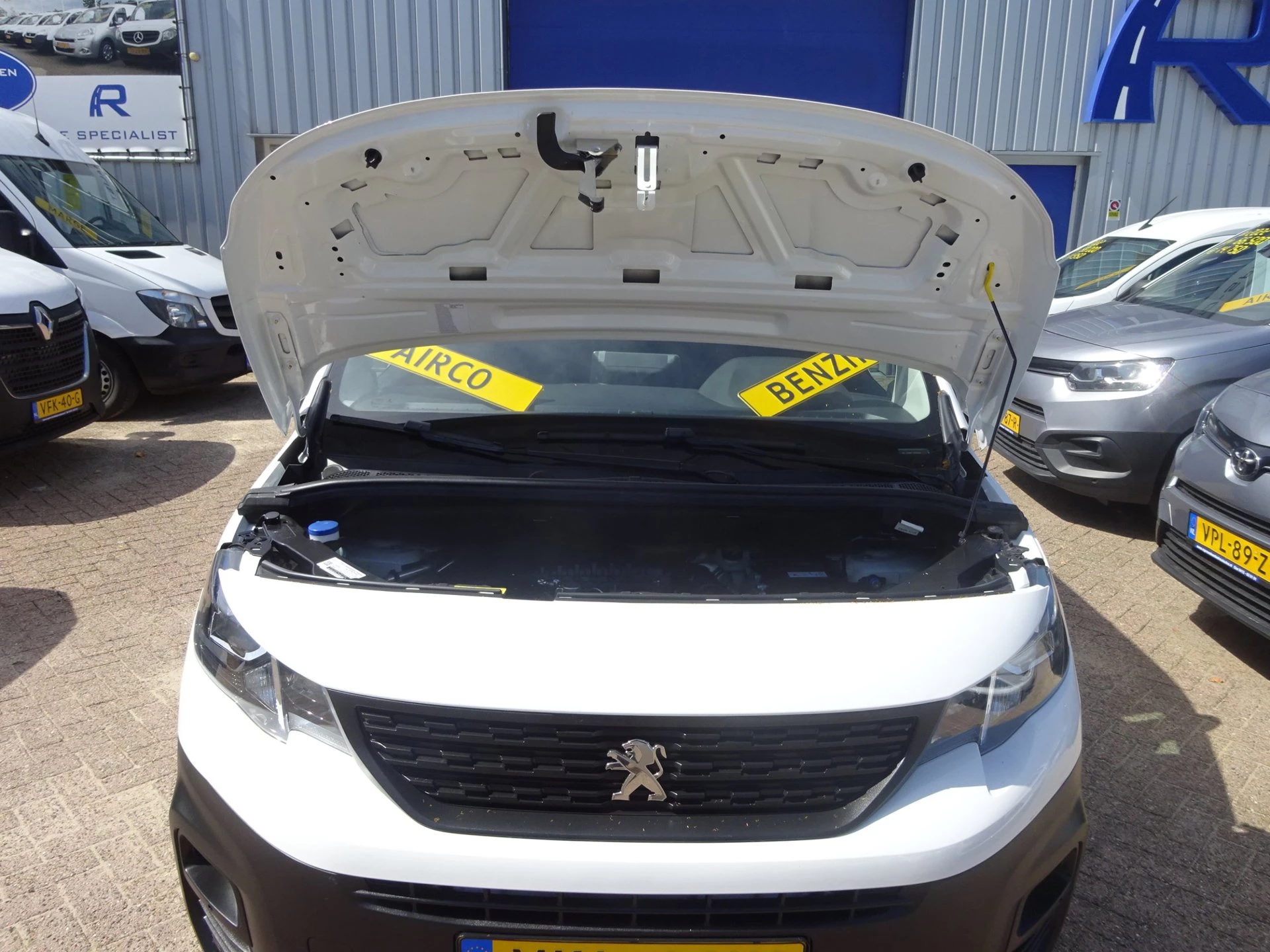 Hoofdafbeelding Peugeot Partner