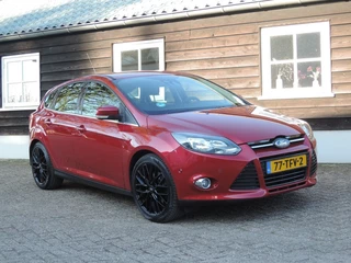 Ford Focus 1.6 ECOB. TITANIUM