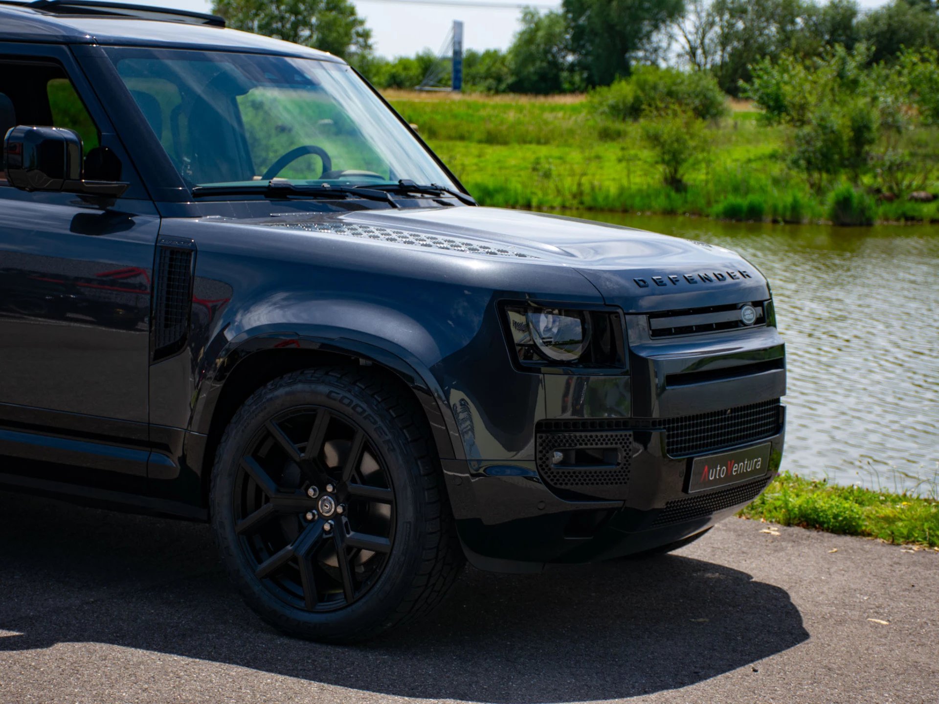 Hoofdafbeelding Land Rover Defender