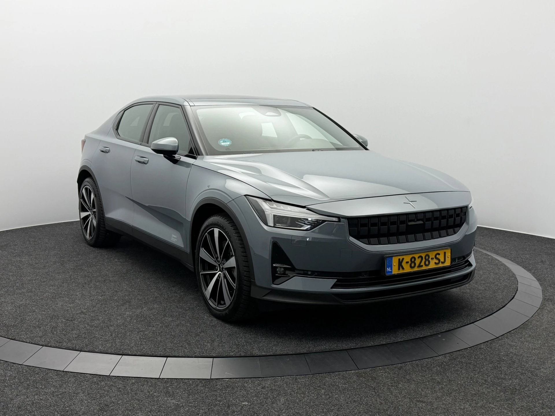 Hoofdafbeelding Polestar 2