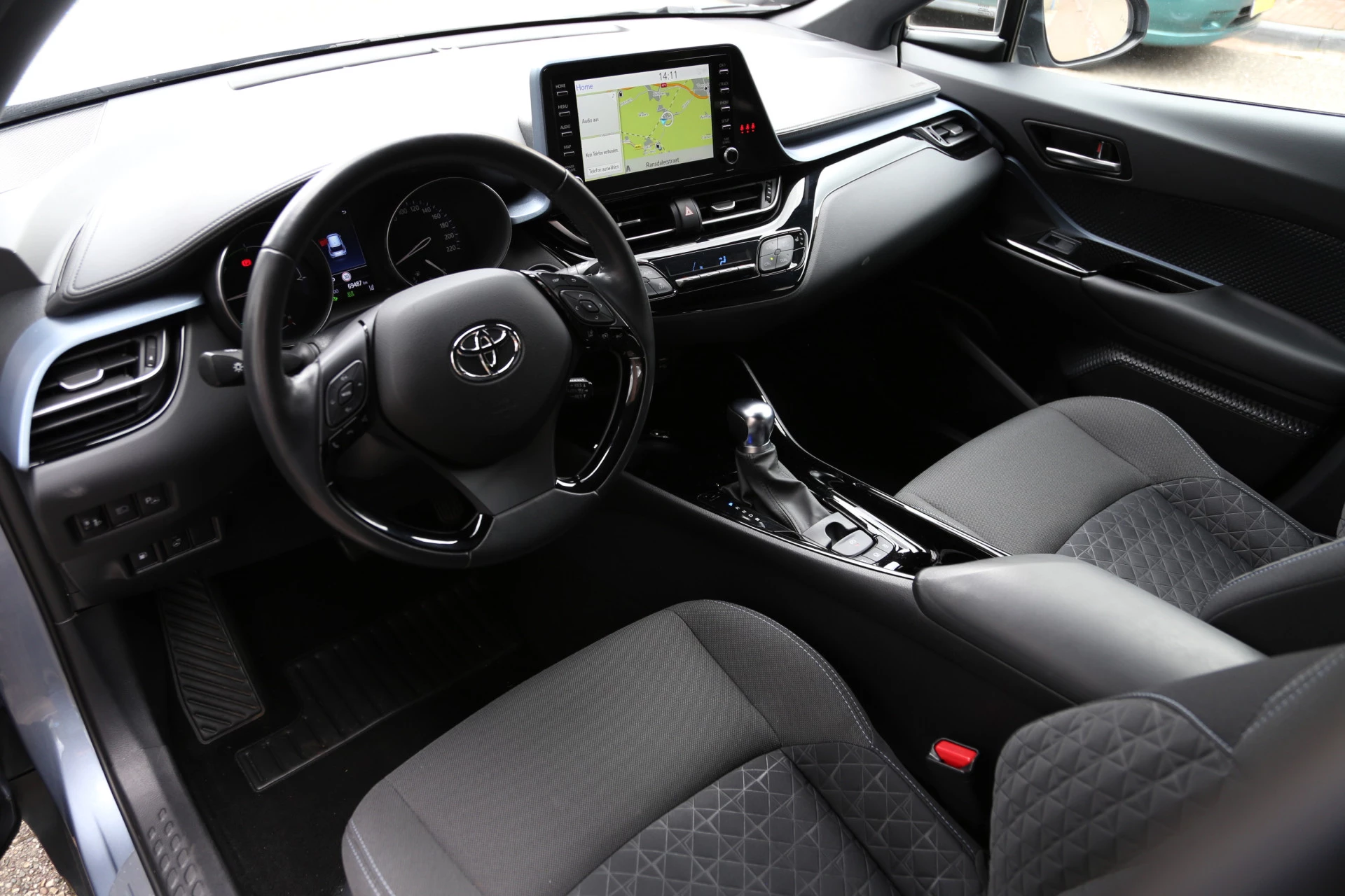 Hoofdafbeelding Toyota C-HR