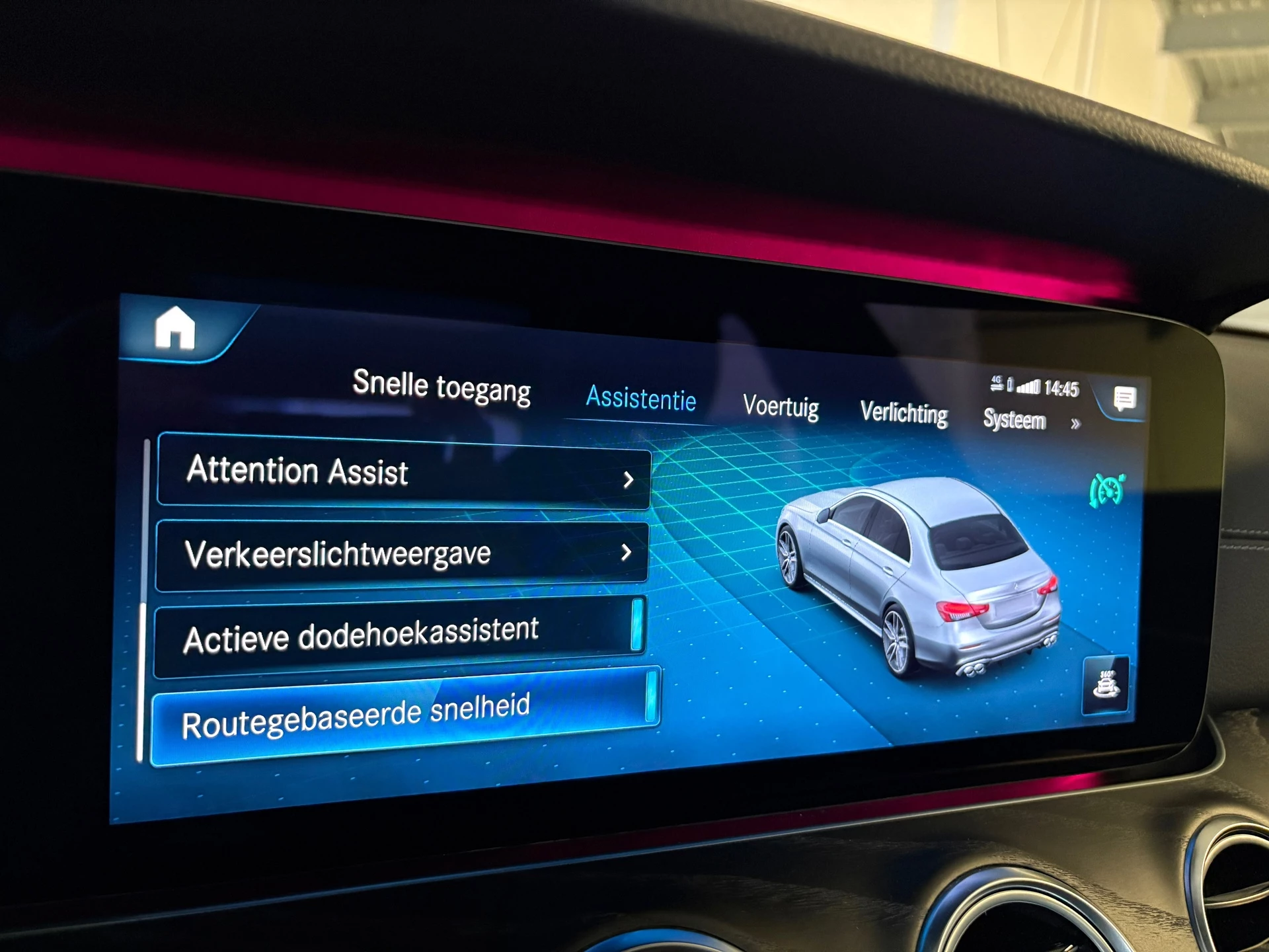 Hoofdafbeelding Mercedes-Benz E-Klasse