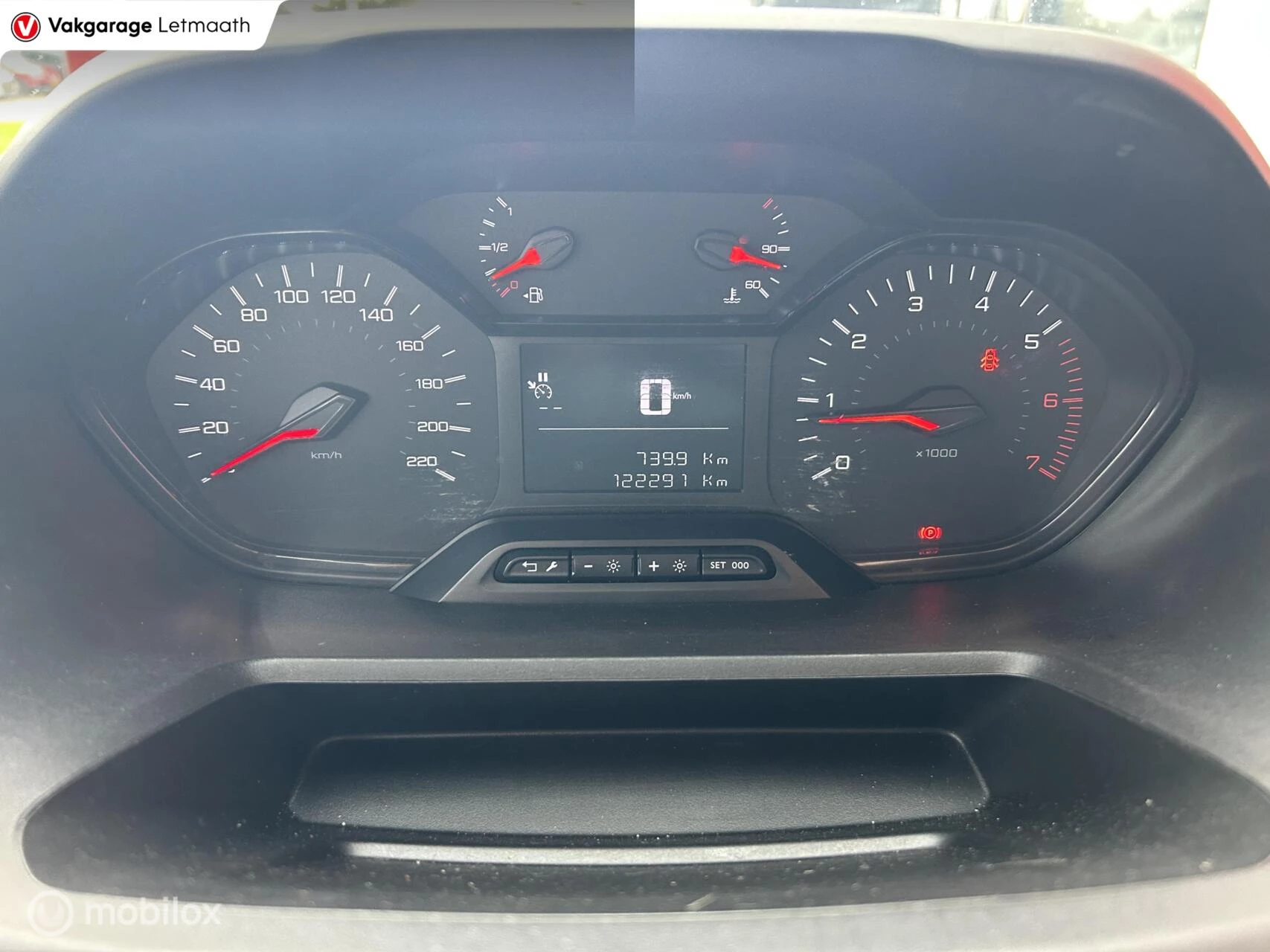 Hoofdafbeelding Peugeot Partner