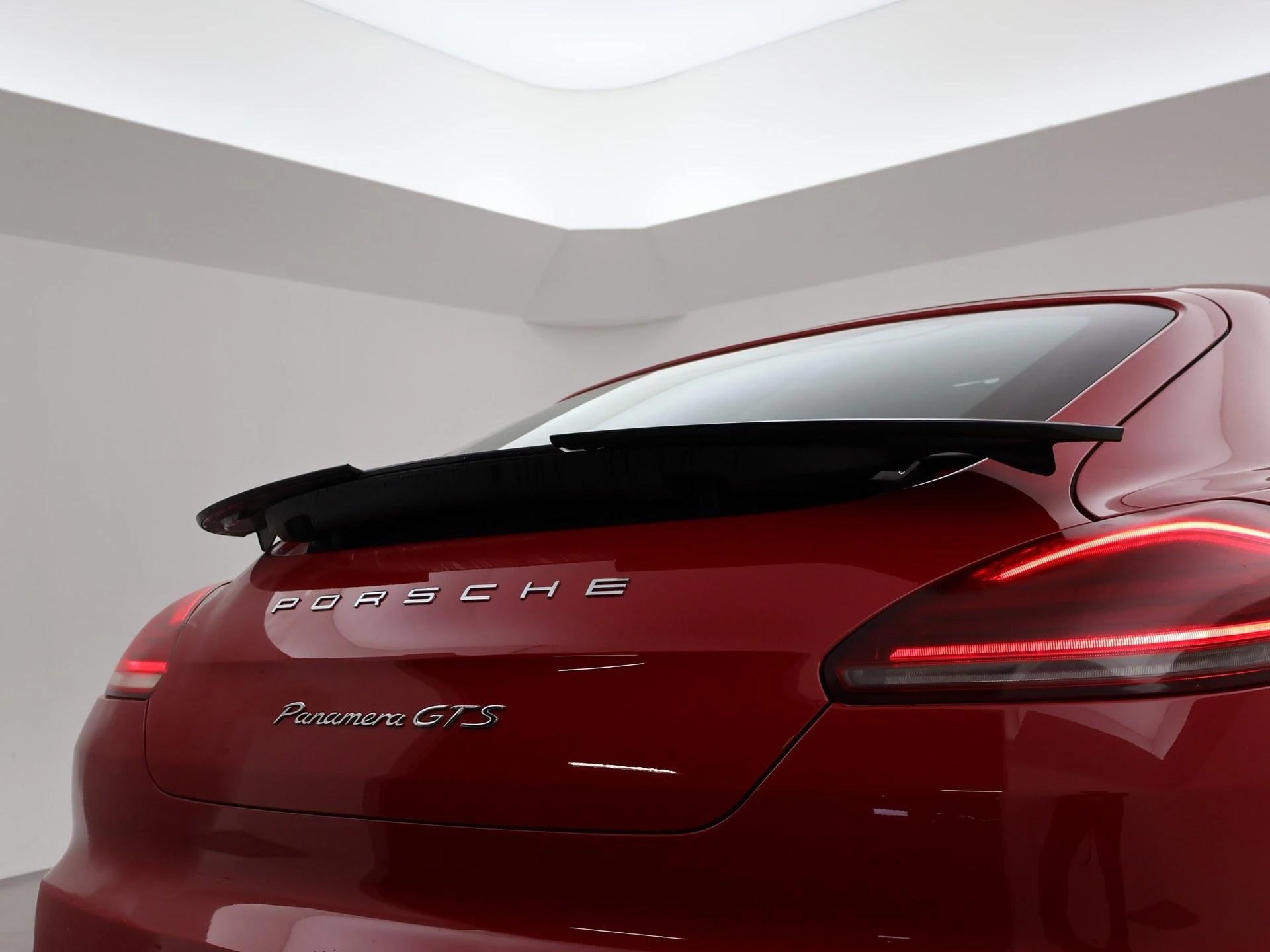 Hoofdafbeelding Porsche Panamera