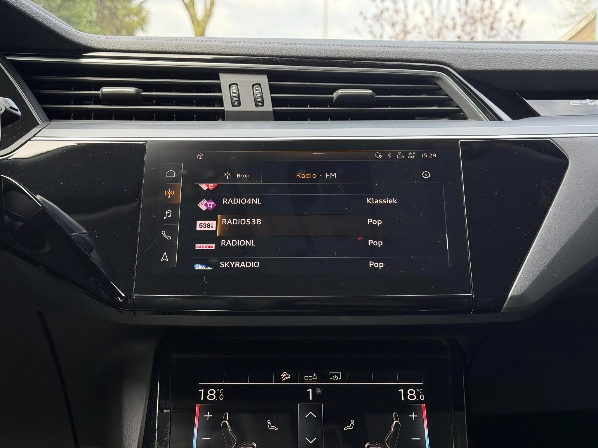 Hoofdafbeelding Audi e-tron