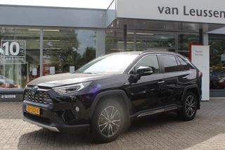 Hoofdafbeelding Toyota RAV4 Toyota RAV4 2.5 Hybrid AWD EXECUTIVE 360* CAMERA DODEHOEK EL-ACHTERKLEP & STOEL + MEMORY JBL GELUID
