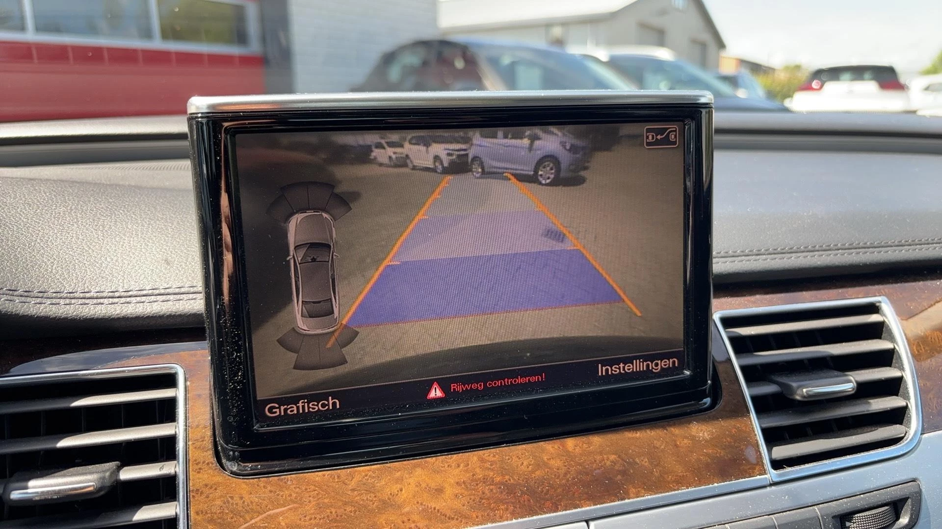 Hoofdafbeelding Audi A8