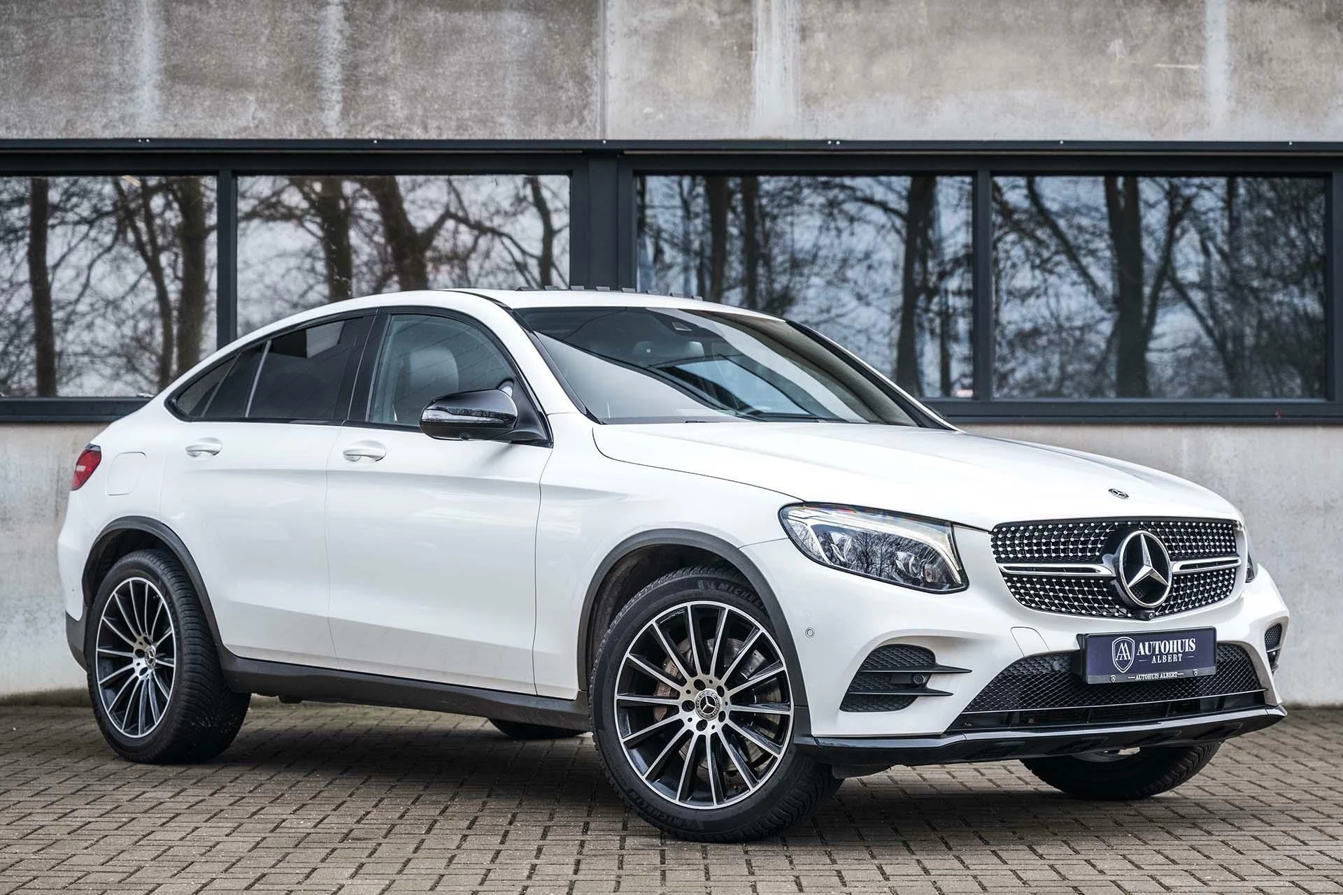 Hoofdafbeelding Mercedes-Benz GLC