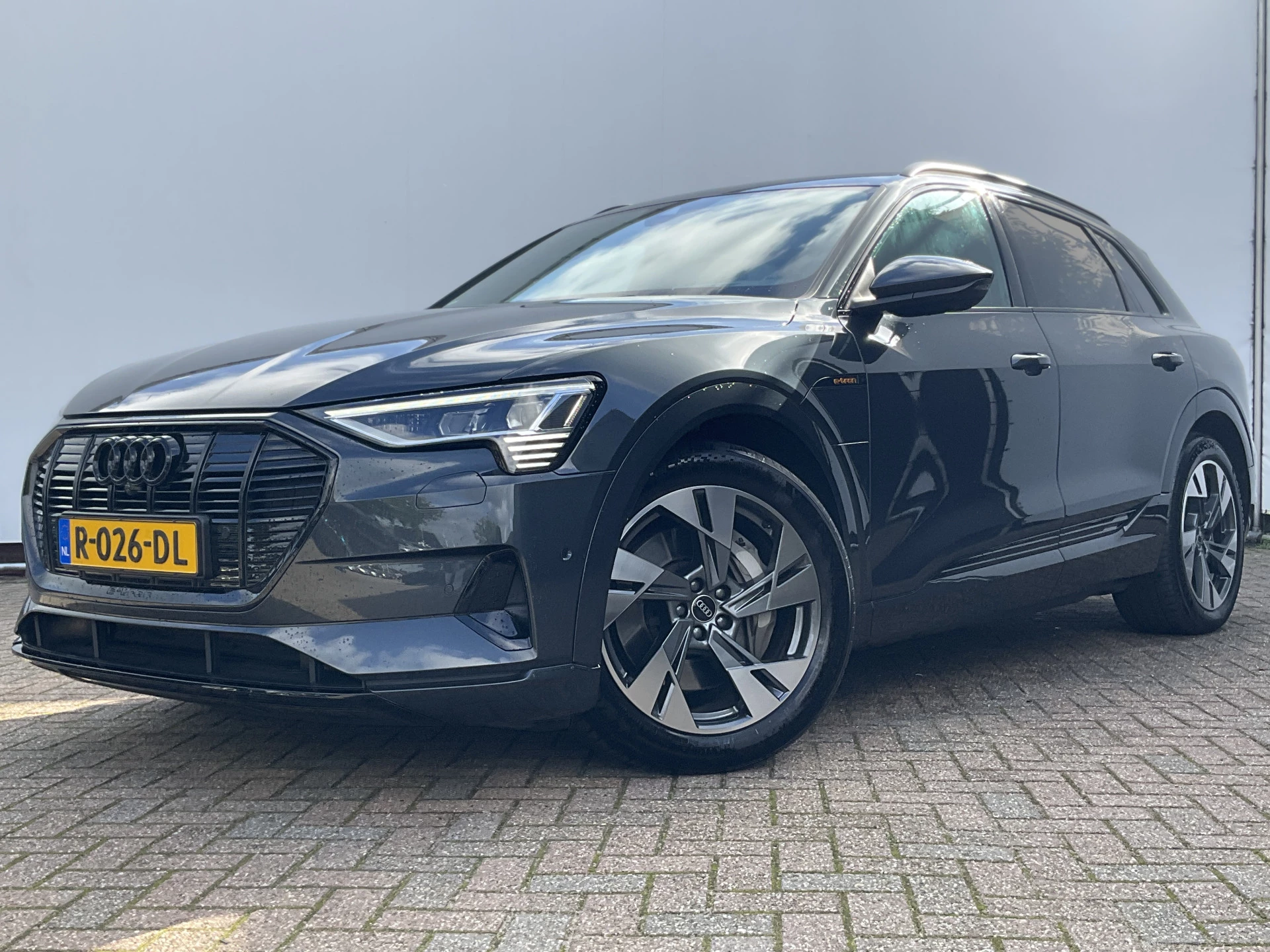 Hoofdafbeelding Audi e-tron