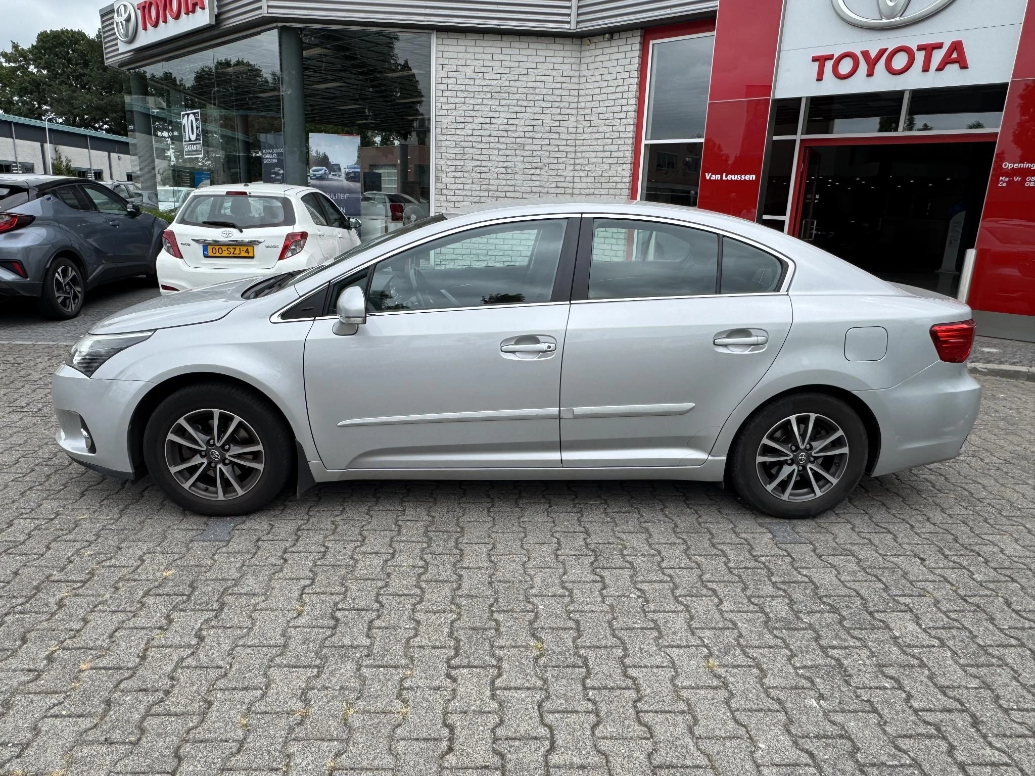 Hoofdafbeelding Toyota Avensis