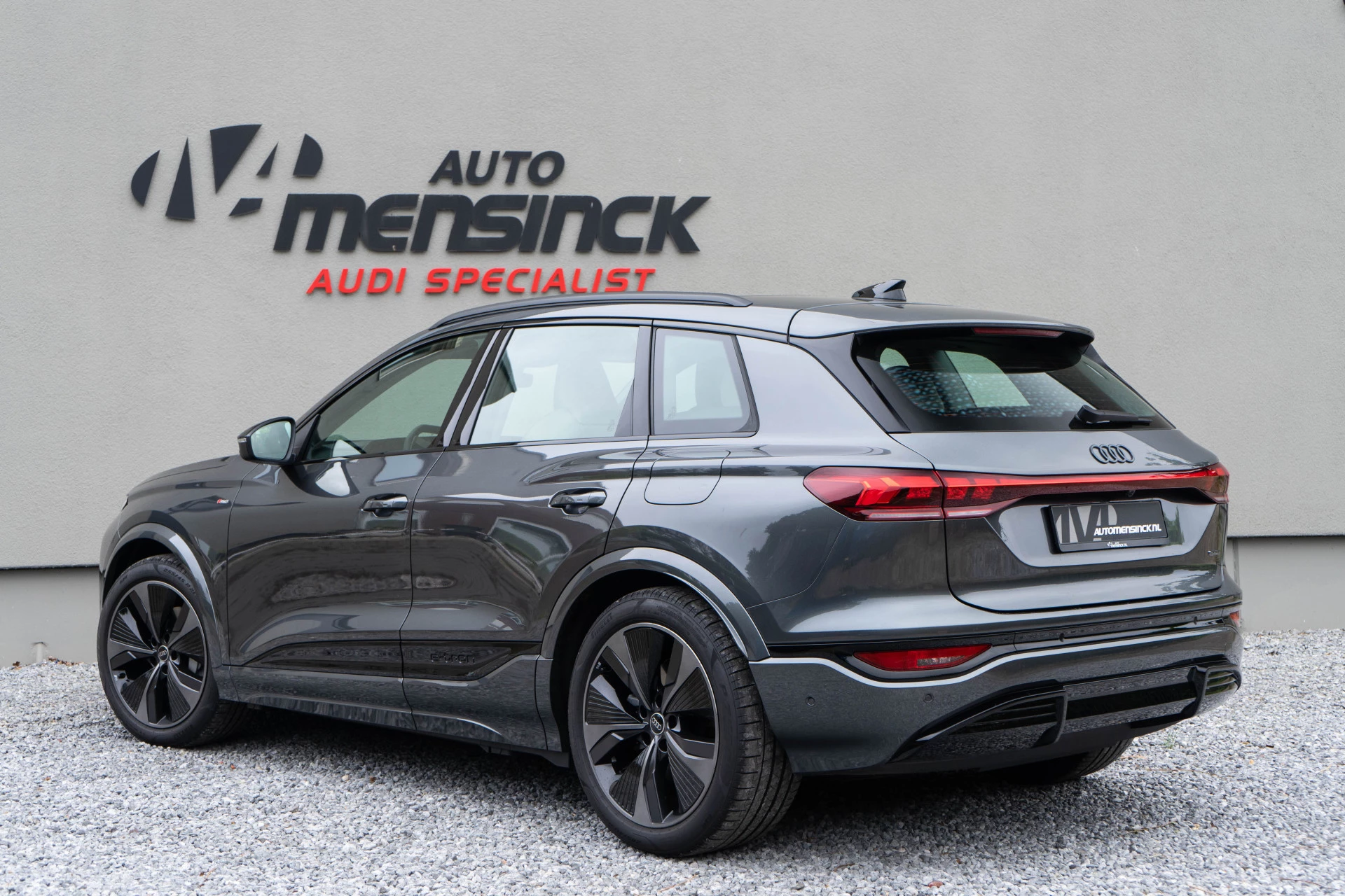 Hoofdafbeelding Audi Q6 e-tron