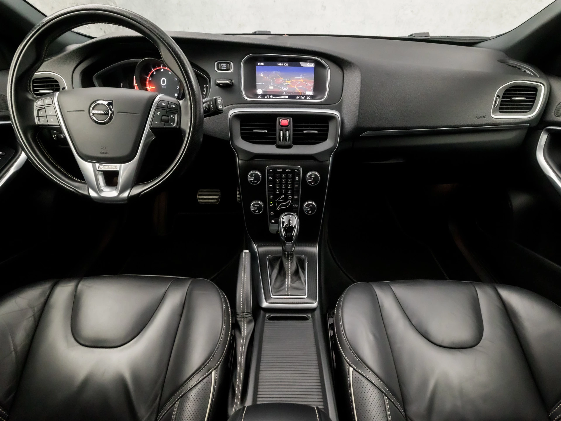 Hoofdafbeelding Volvo V40
