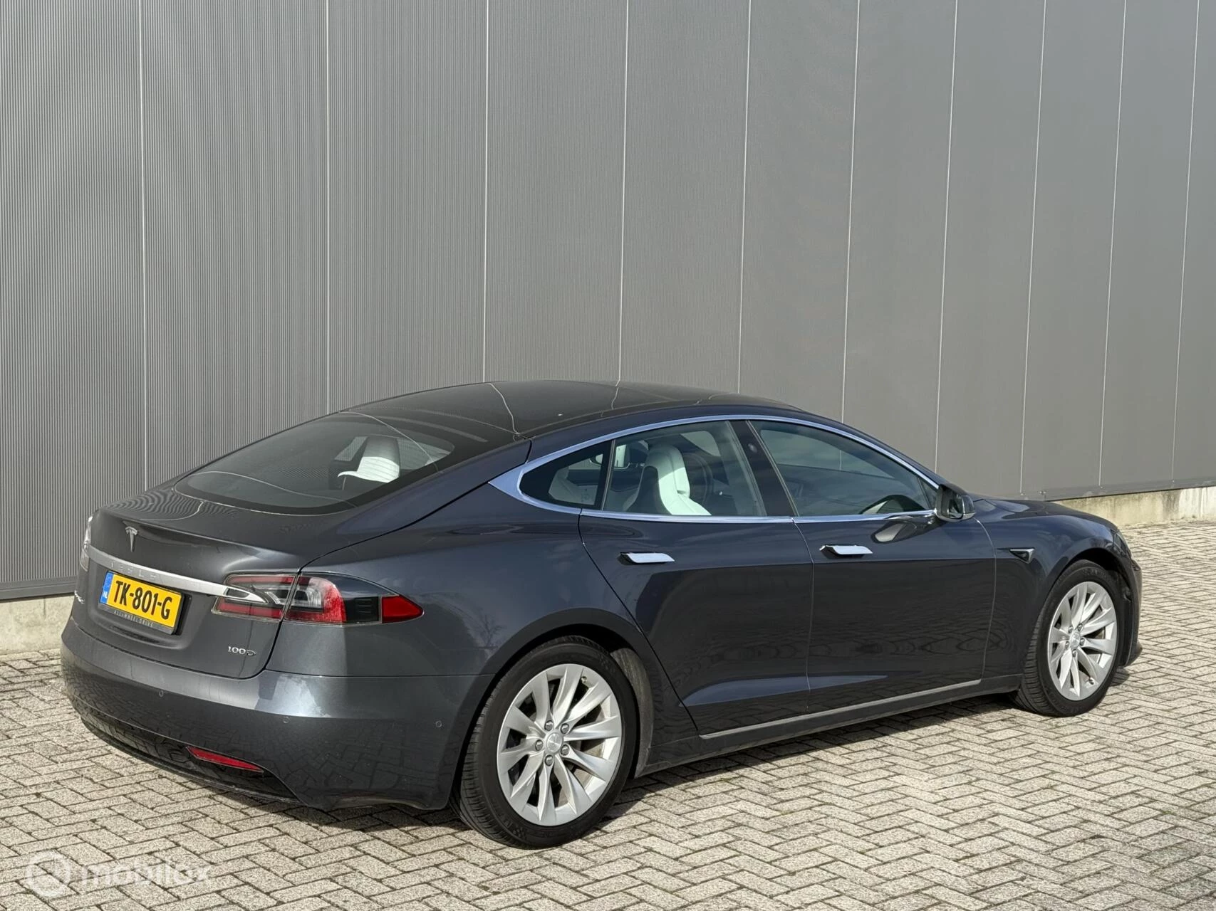 Hoofdafbeelding Tesla Model S