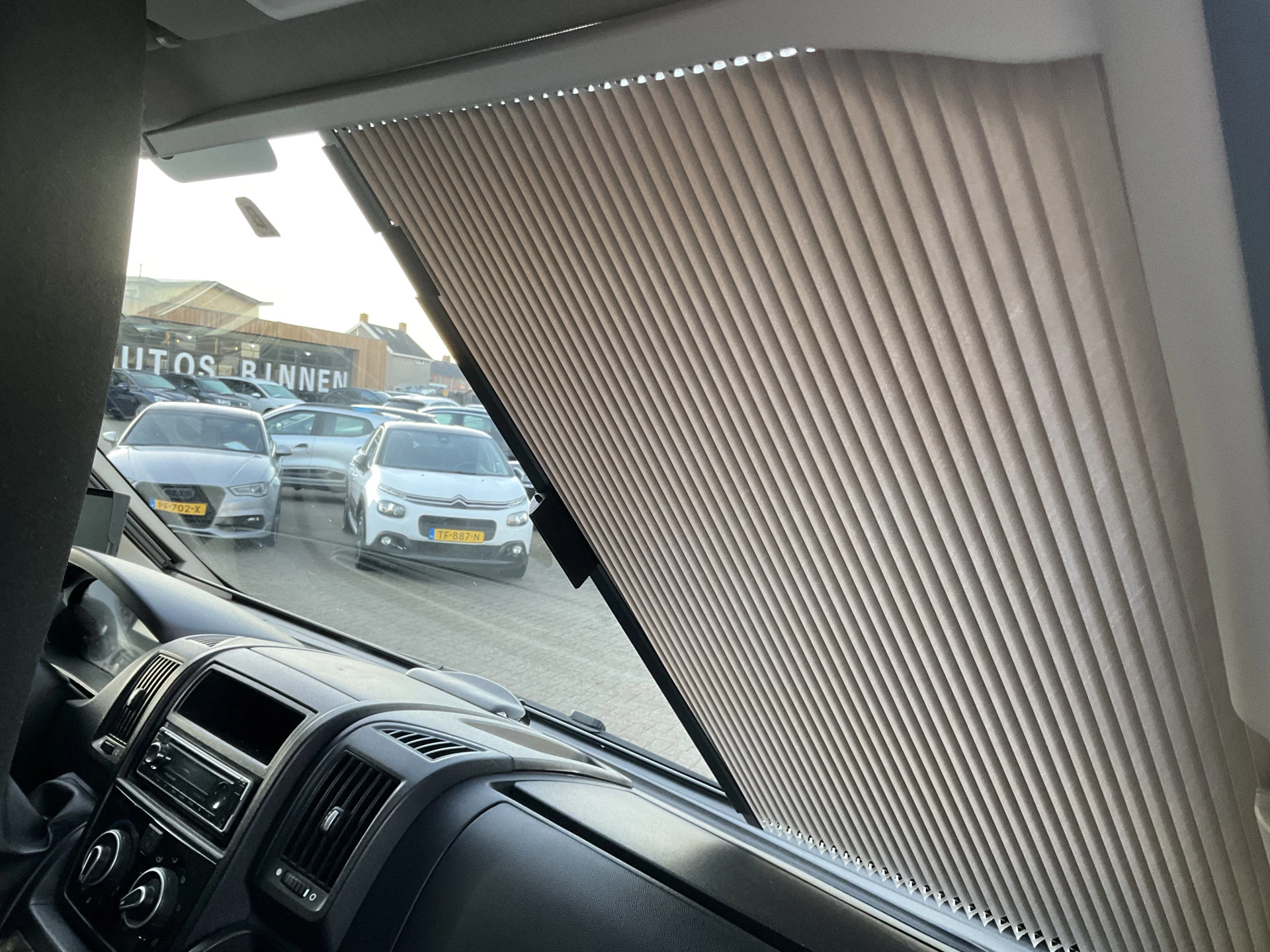 Hoofdafbeelding Carado T 59 2.3 131pk Airco Cruise Trekhaak Fietsendrager 2-Persoons Sunlight Carado