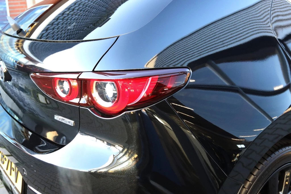 Hoofdafbeelding Mazda 3