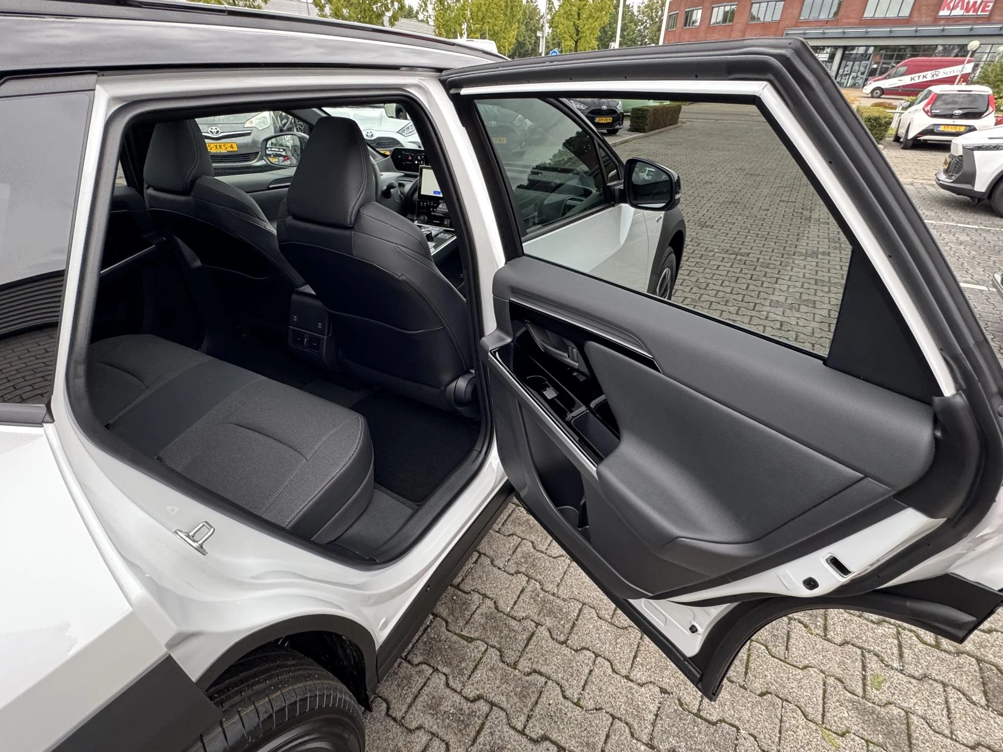 Hoofdafbeelding Toyota bZ4X