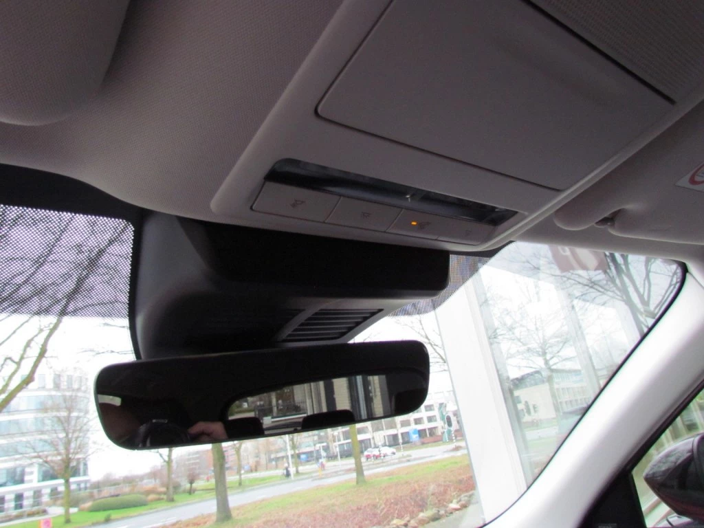 Hoofdafbeelding Mazda CX-60