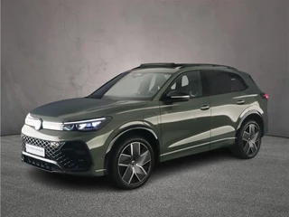 Hoofdafbeelding Volkswagen Tiguan Volkswagen Tiguan R-Line Edition 1.5 TSI eHybrid 272pk DSG Automaat Trekhaak, Panoramadak, Black Style, Adaptive cruise control, Elektrische achterklep, Achteruitrijcamera