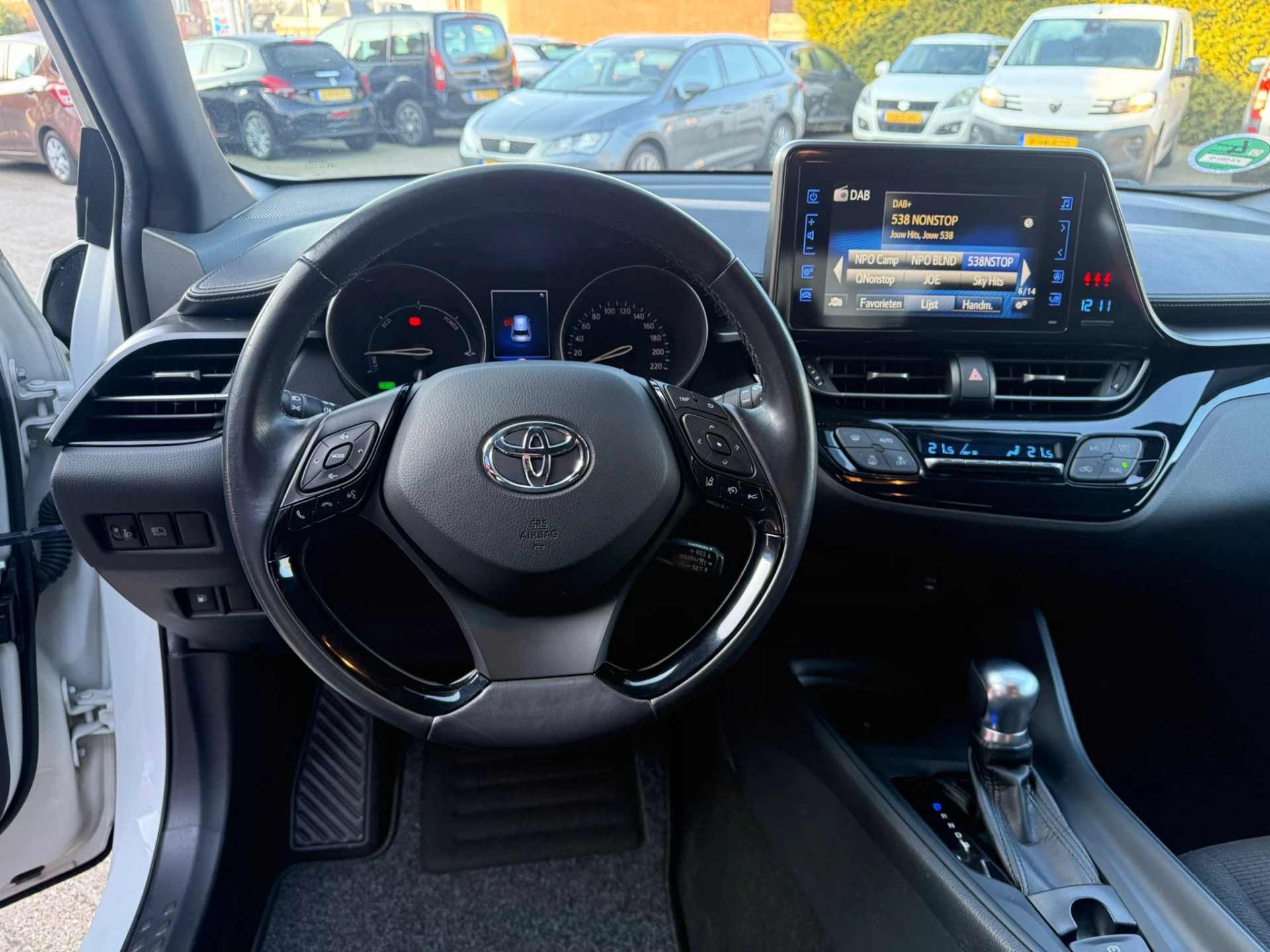 Hoofdafbeelding Toyota C-HR