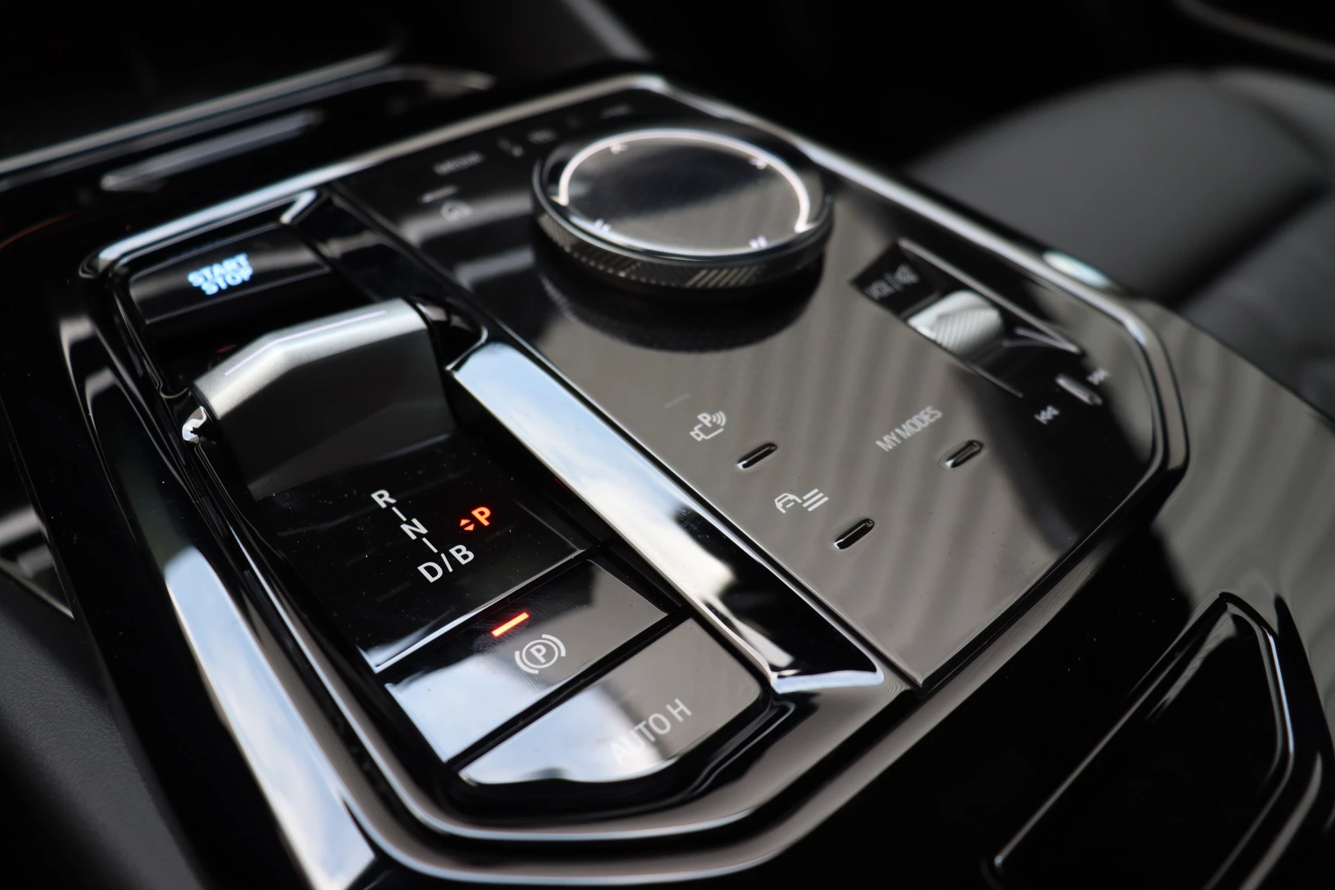 Hoofdafbeelding BMW i5