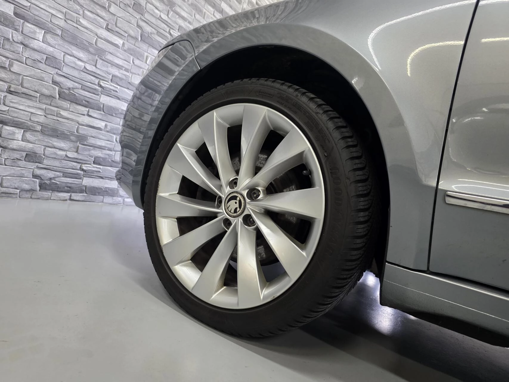 Hoofdafbeelding Škoda Superb