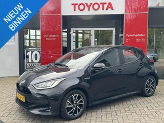 Toyota Yaris 1.5 Hybrid Dynamic CRUISE CONTROL CLIMATECONTROL APPLE/ANDROID CARPLAY